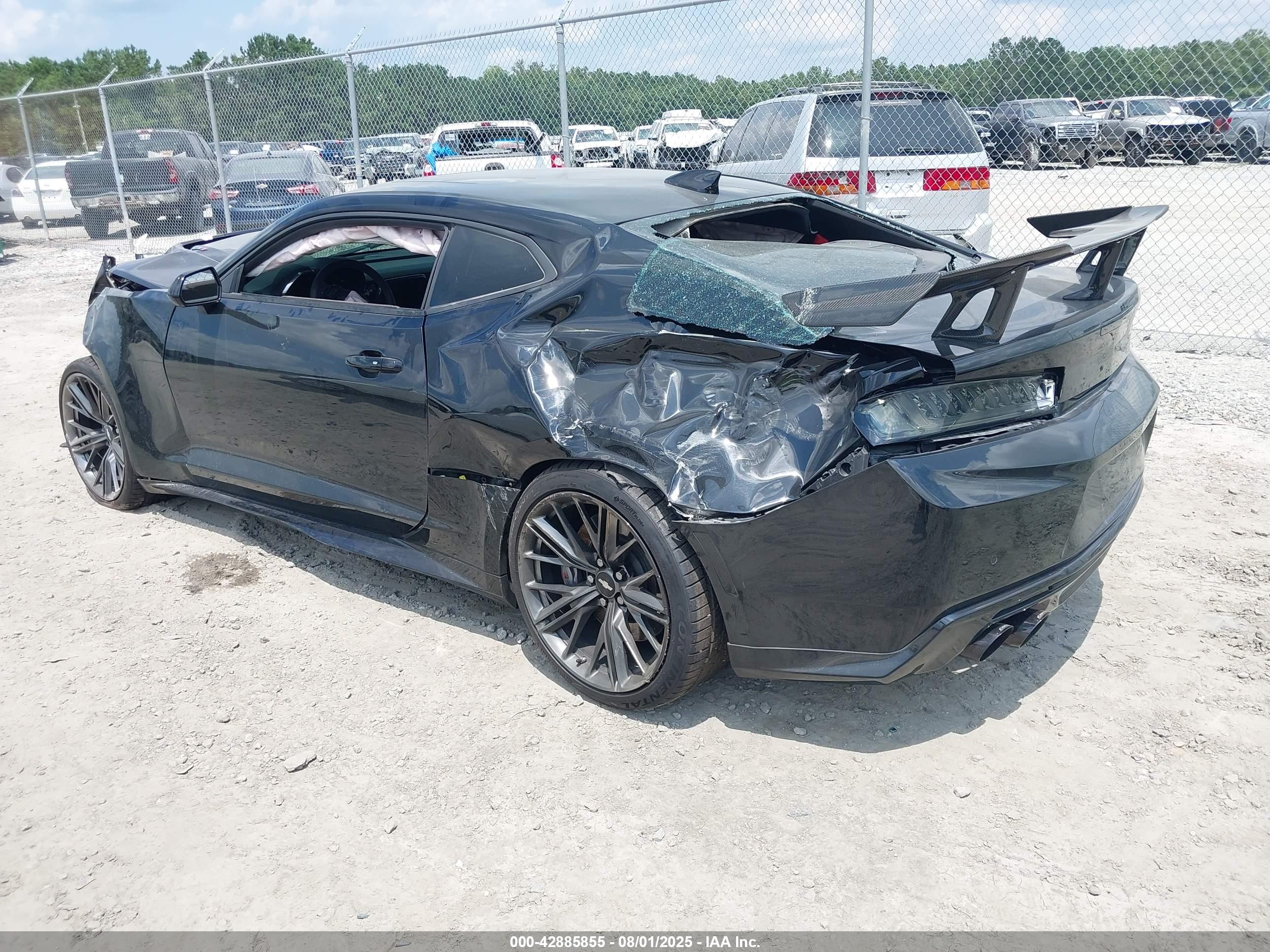 CHEVROLET CAMARO image 3