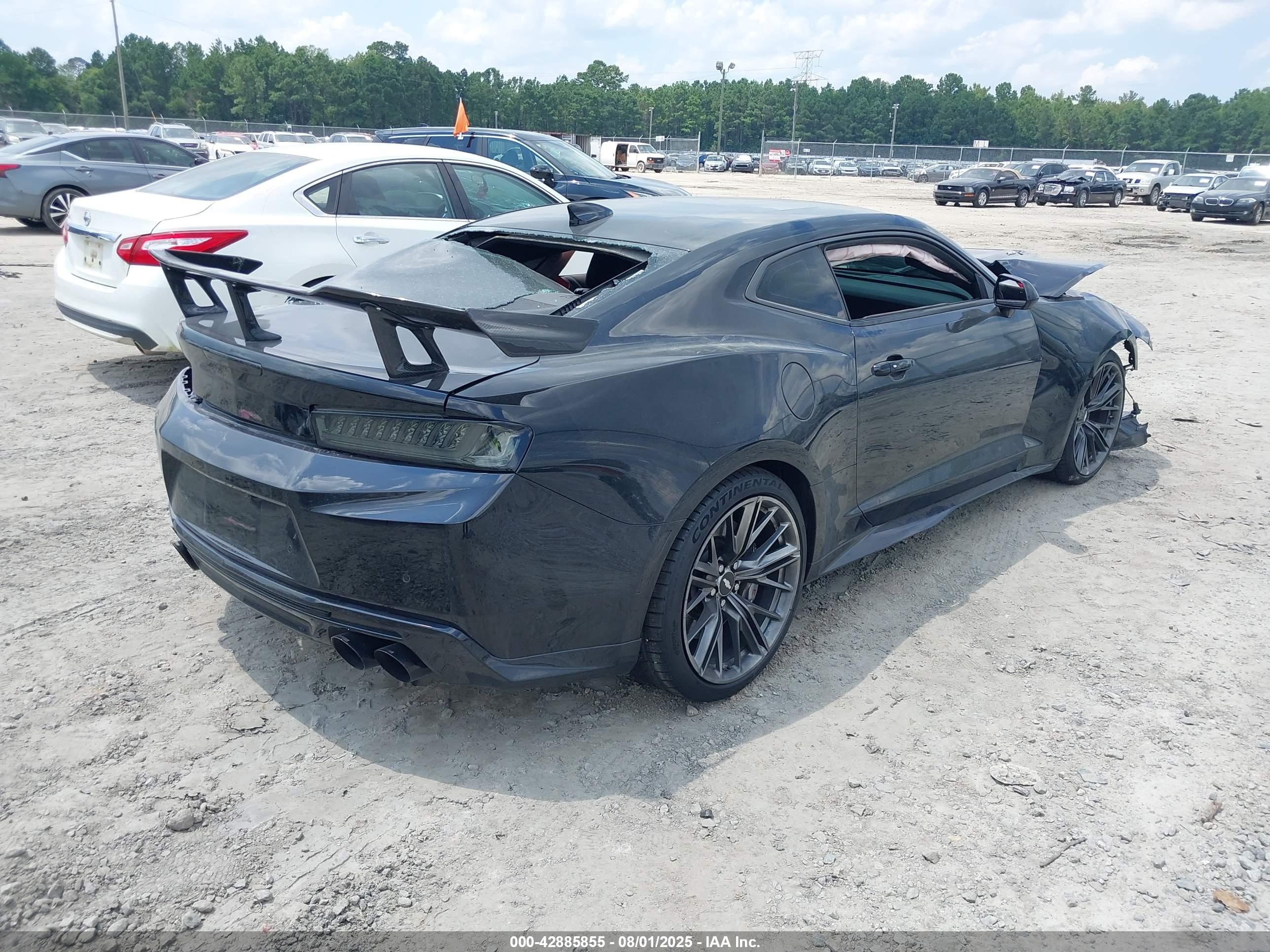 CHEVROLET CAMARO image 4