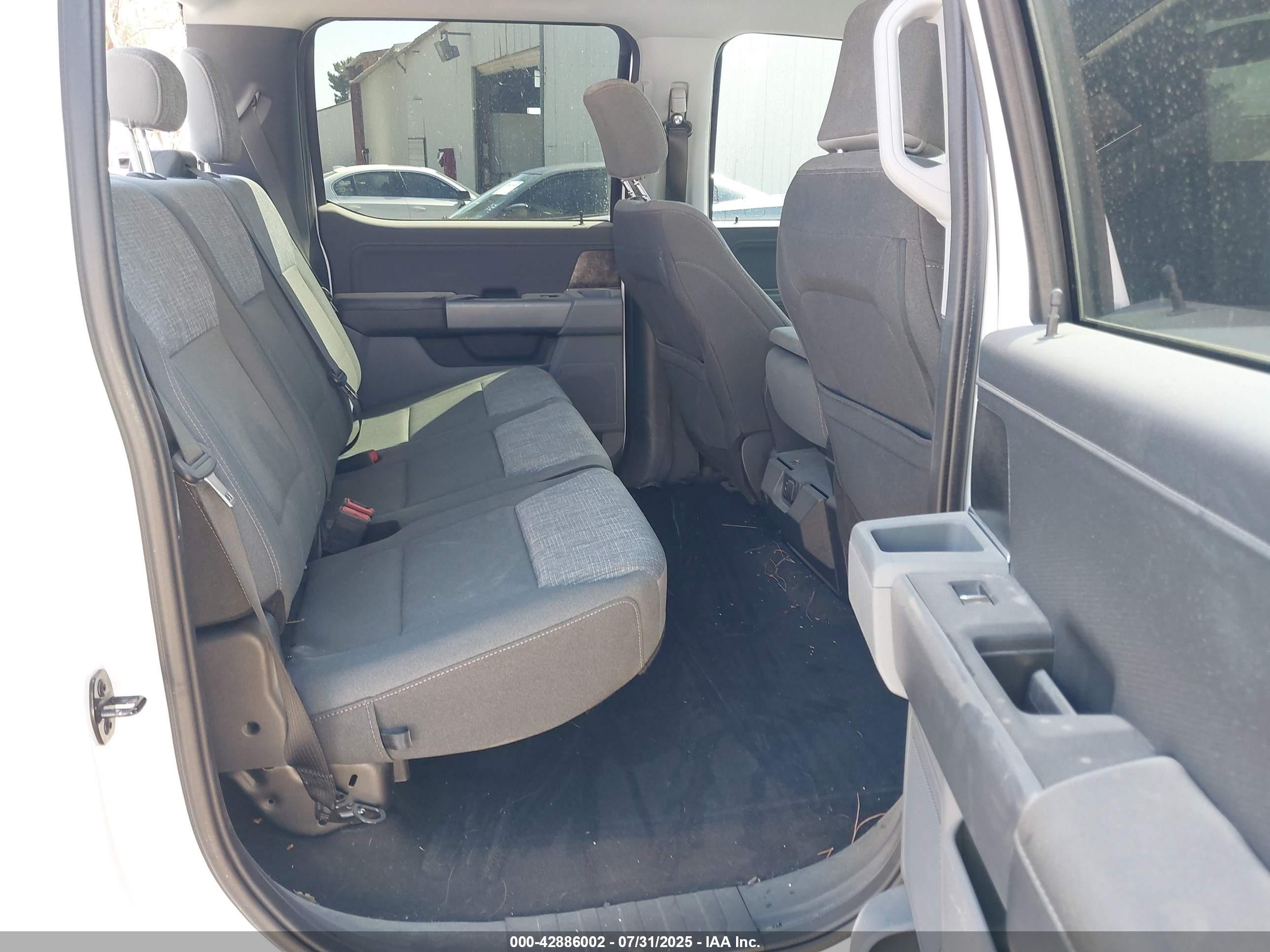 FORD F-150 image 8