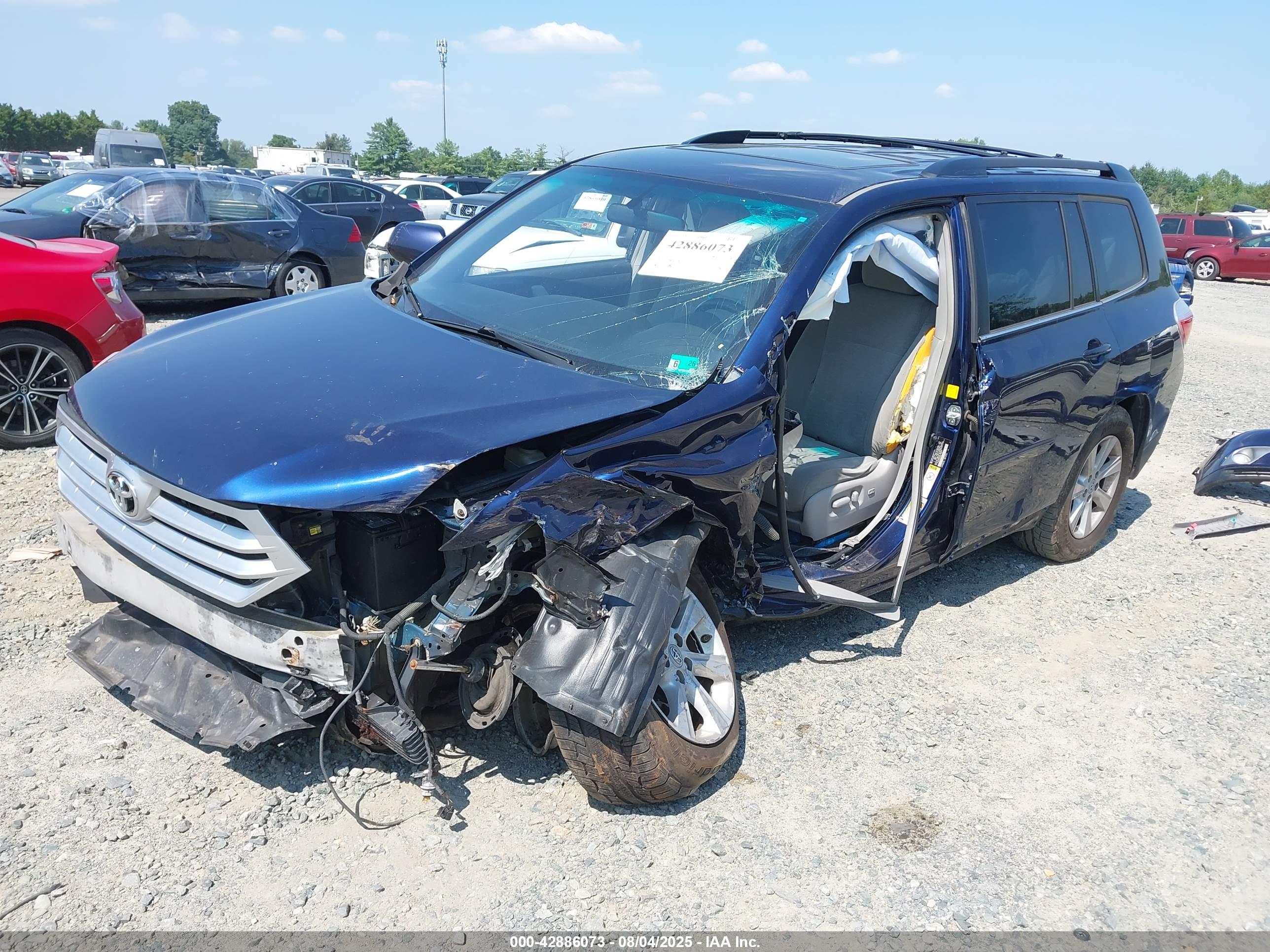 TOYOTA HIGHLANDER image 2