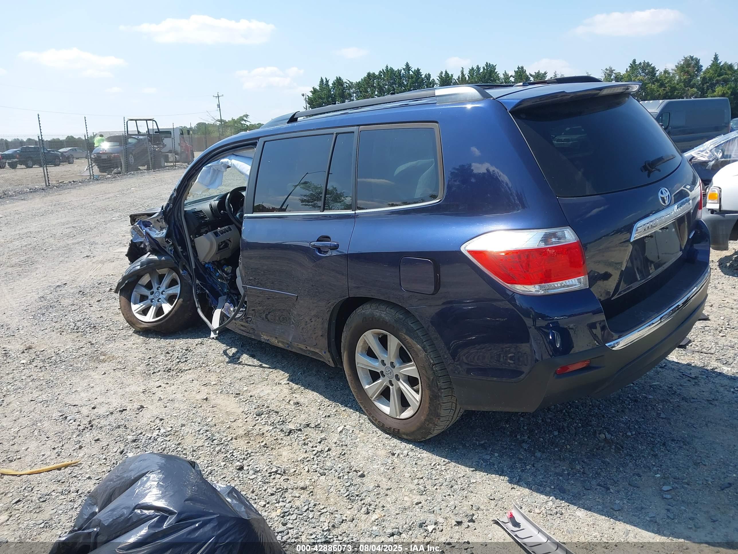 TOYOTA HIGHLANDER image 3