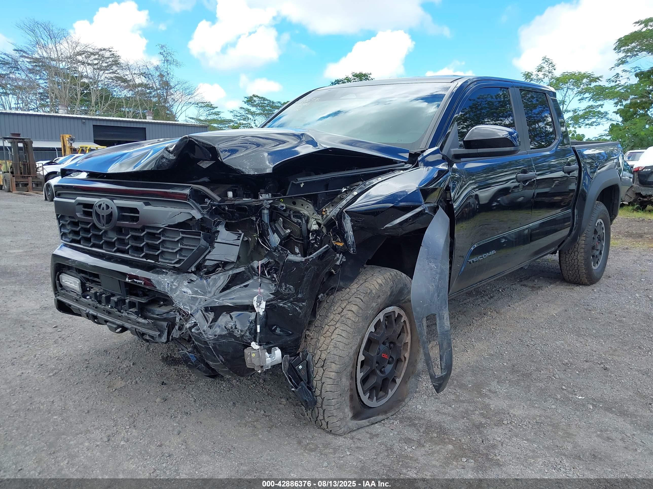 TOYOTA TACOMA image 6