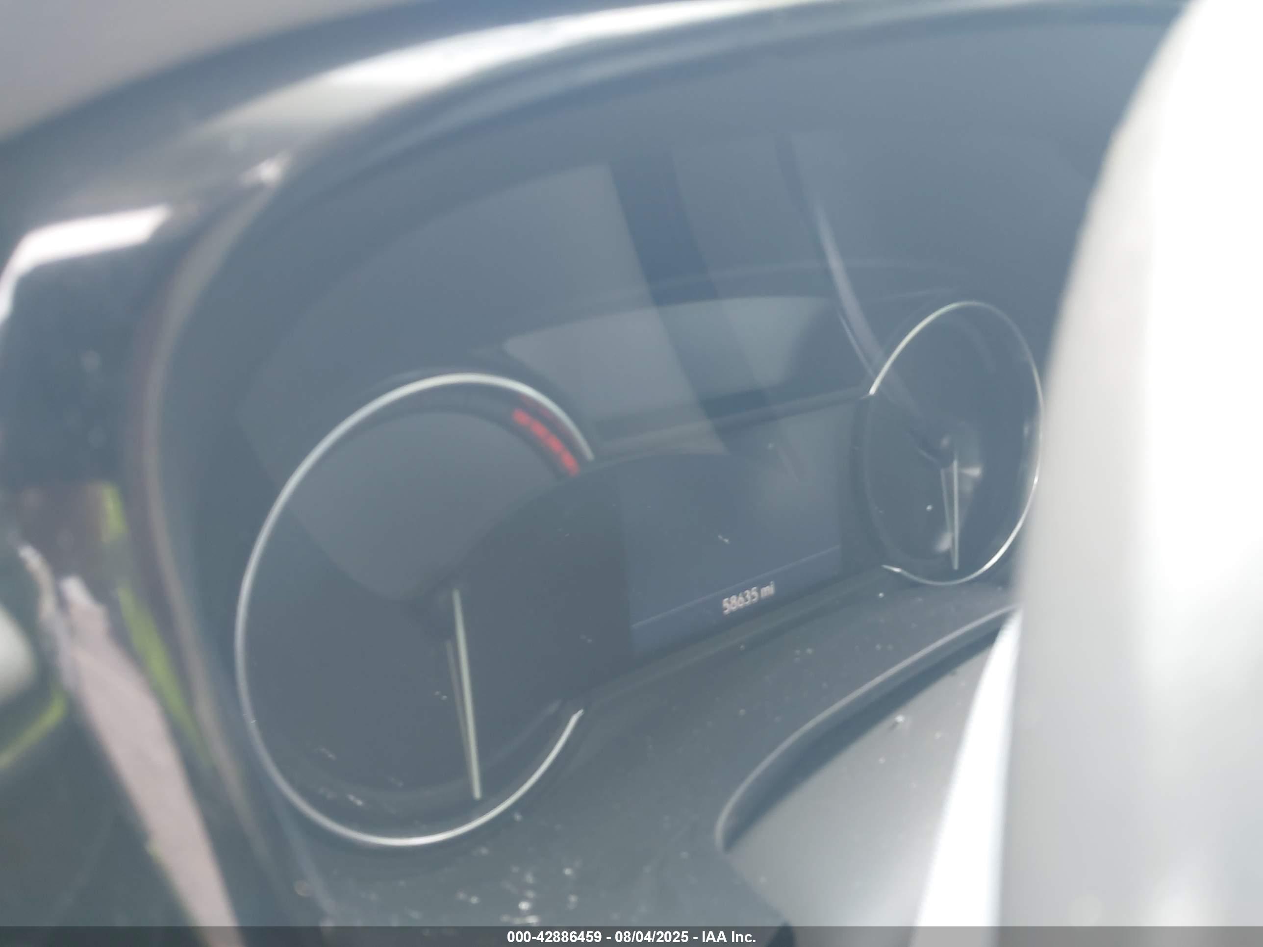 CADILLAC XT6 image 7