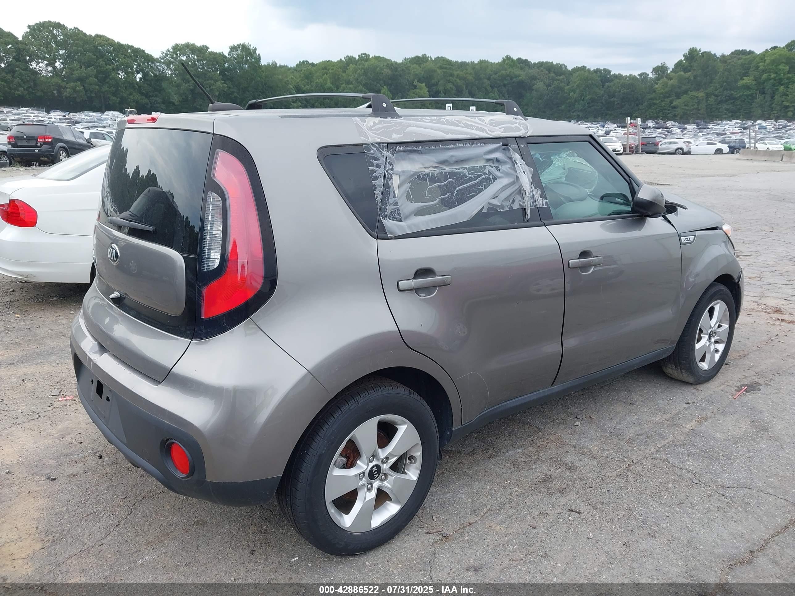 KIA SOUL image 4