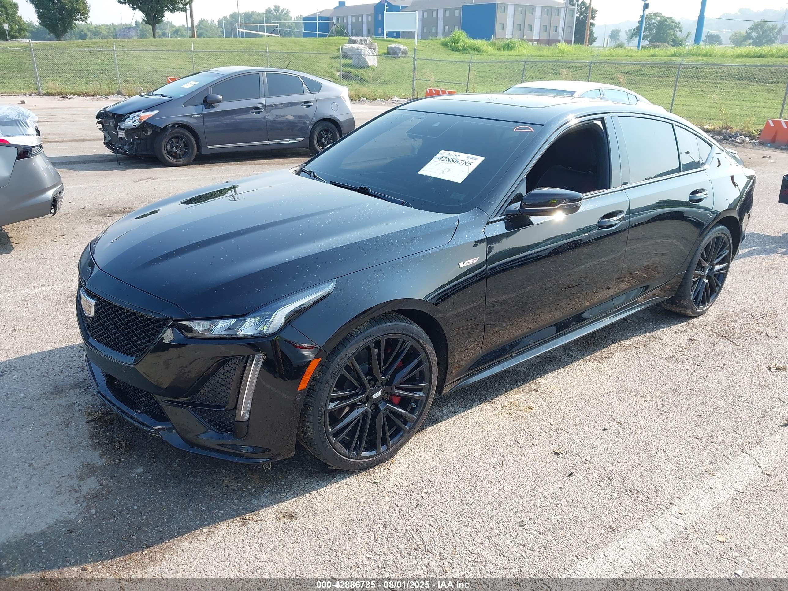 CADILLAC CT5-V image 2