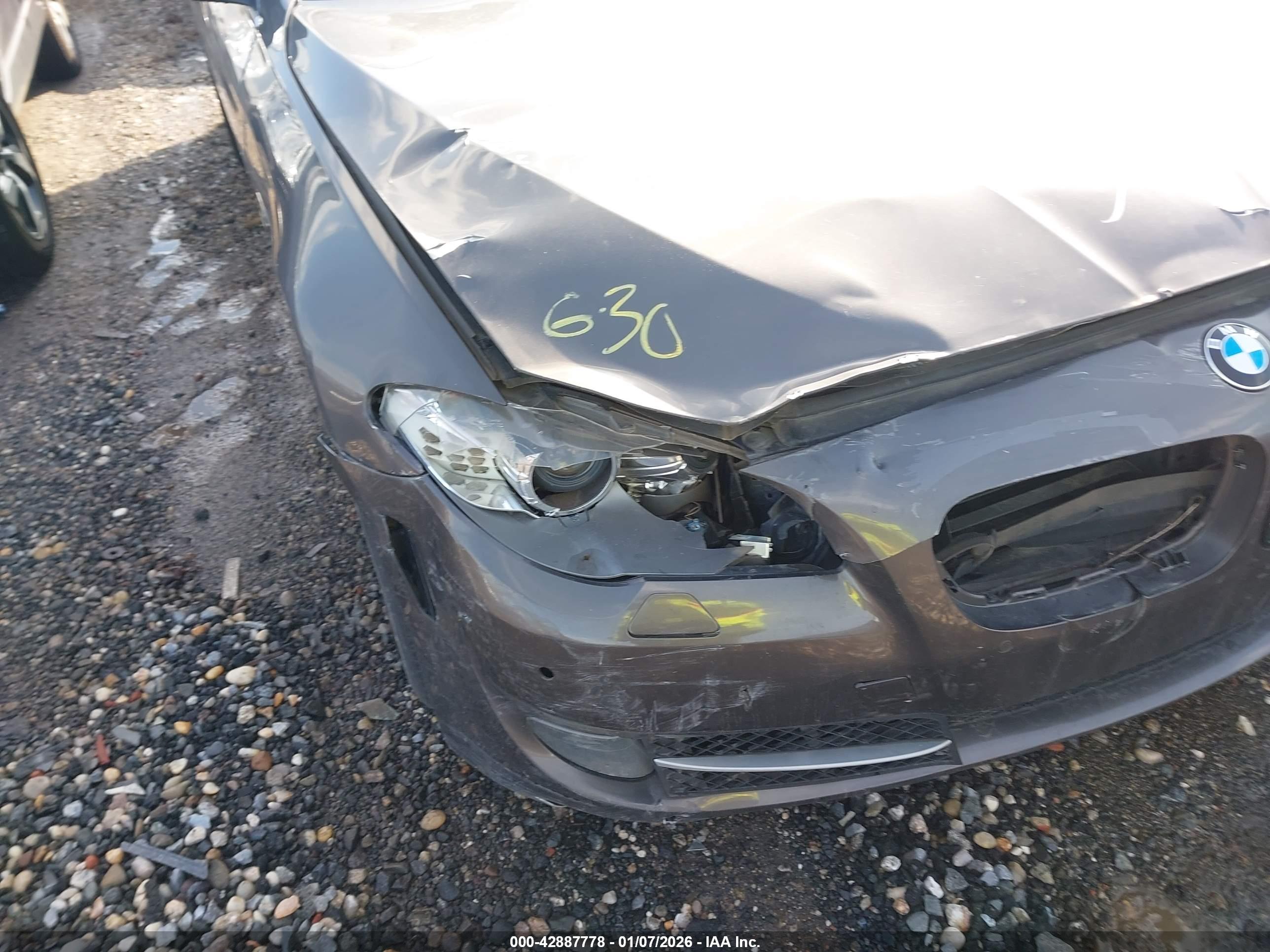 BMW 535I image 6