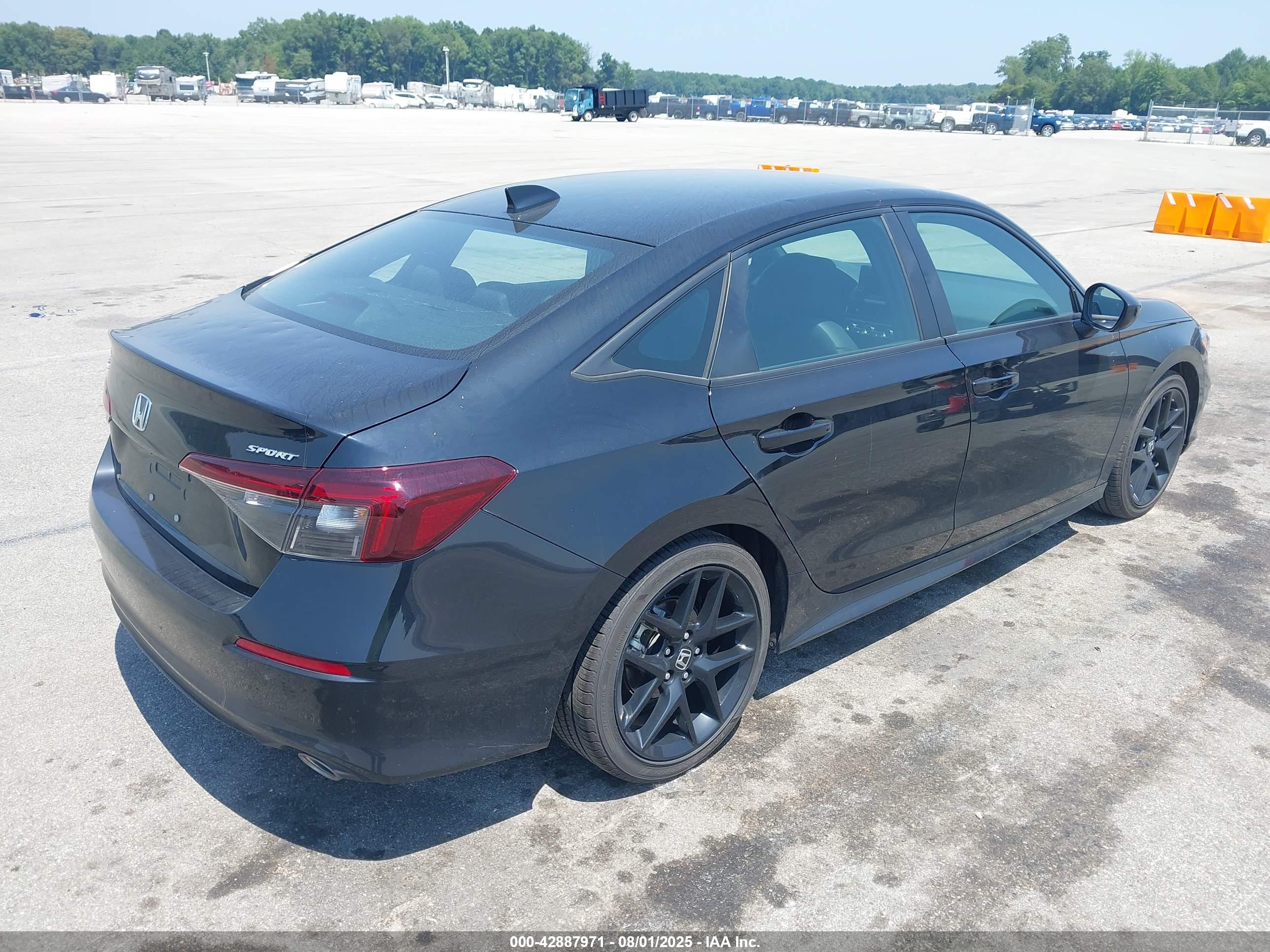 HONDA CIVIC image 4