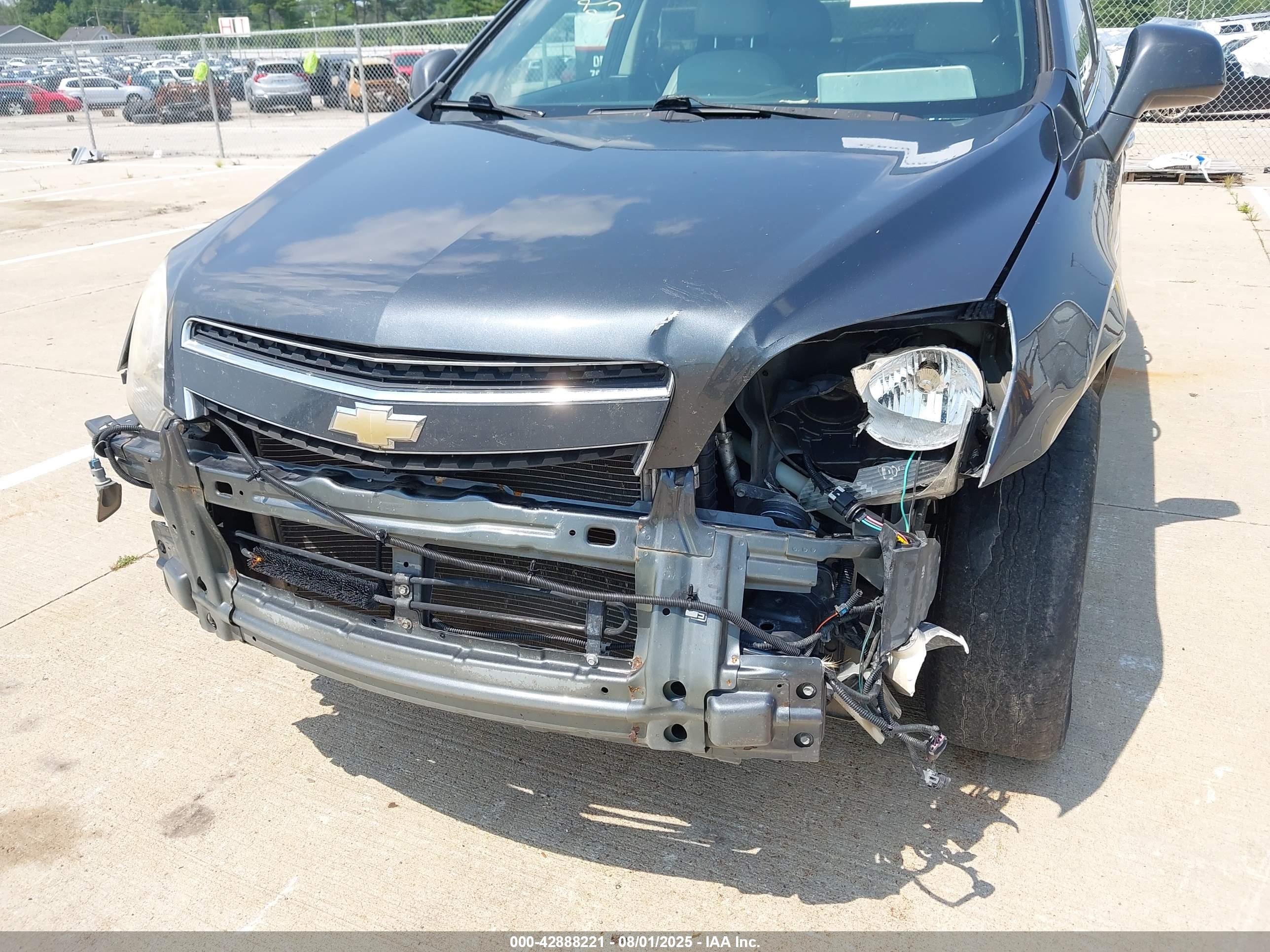 CHEVROLET CAPTIVA image 6