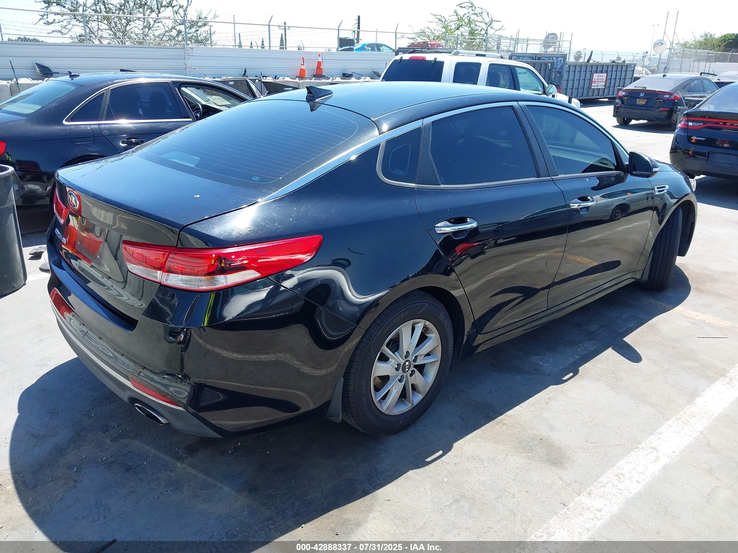 KIA OPTIMA image 4