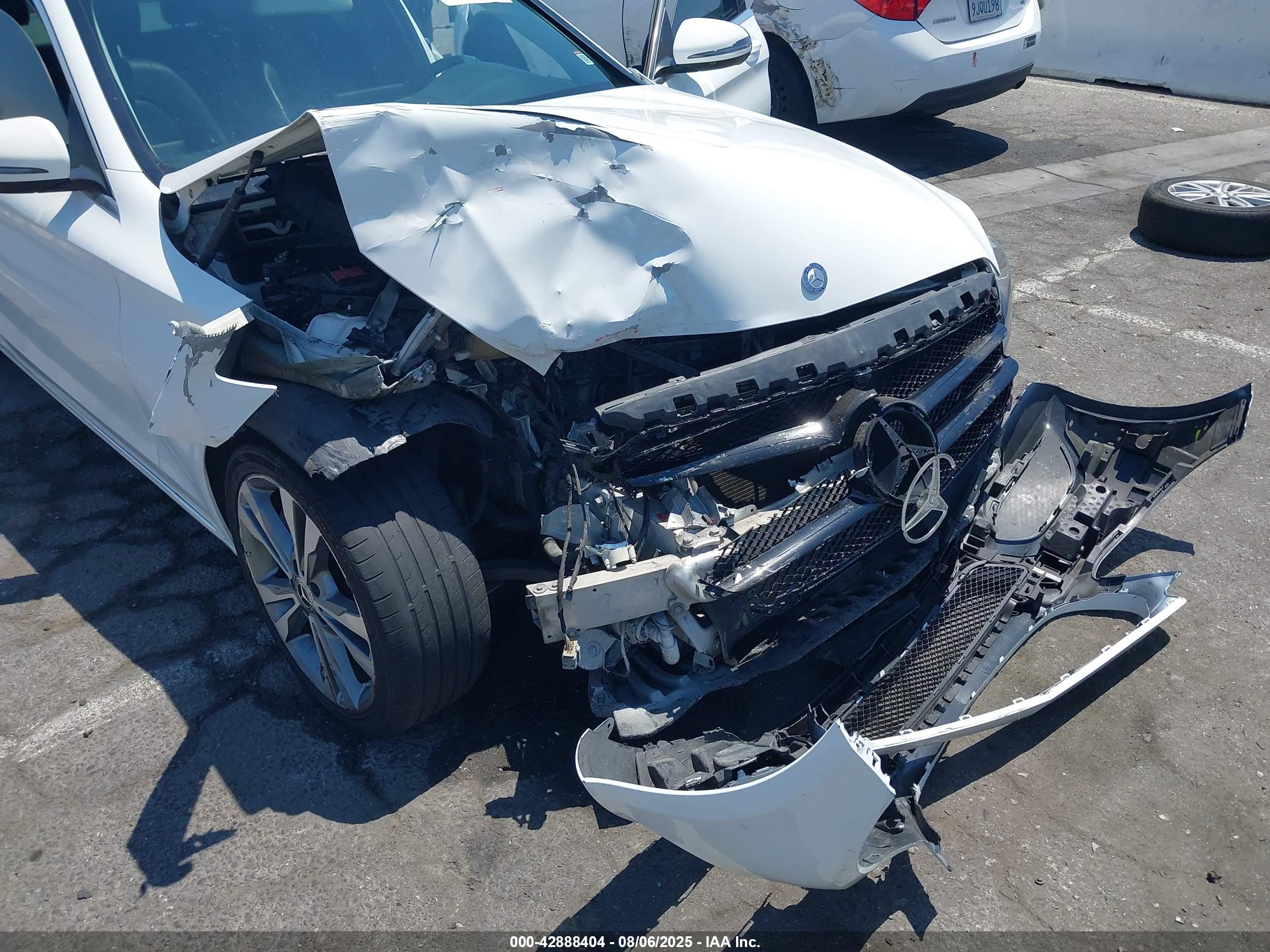 MERCEDES-BENZ C image 6