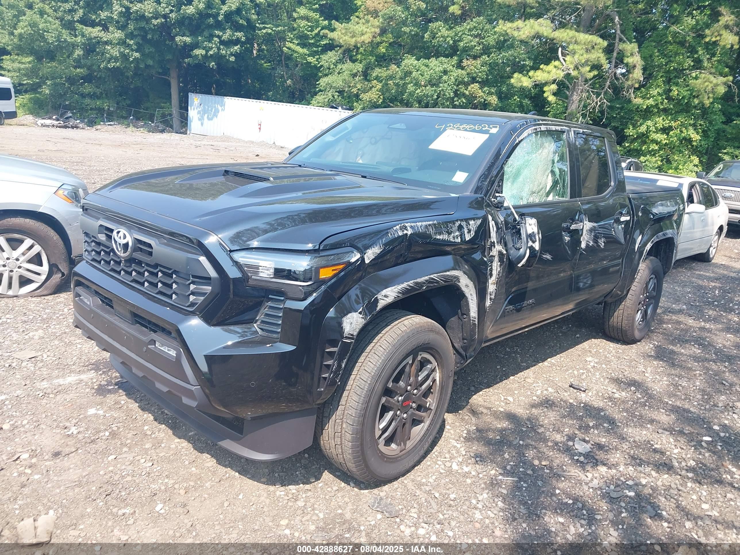 TOYOTA TACOMA image 2