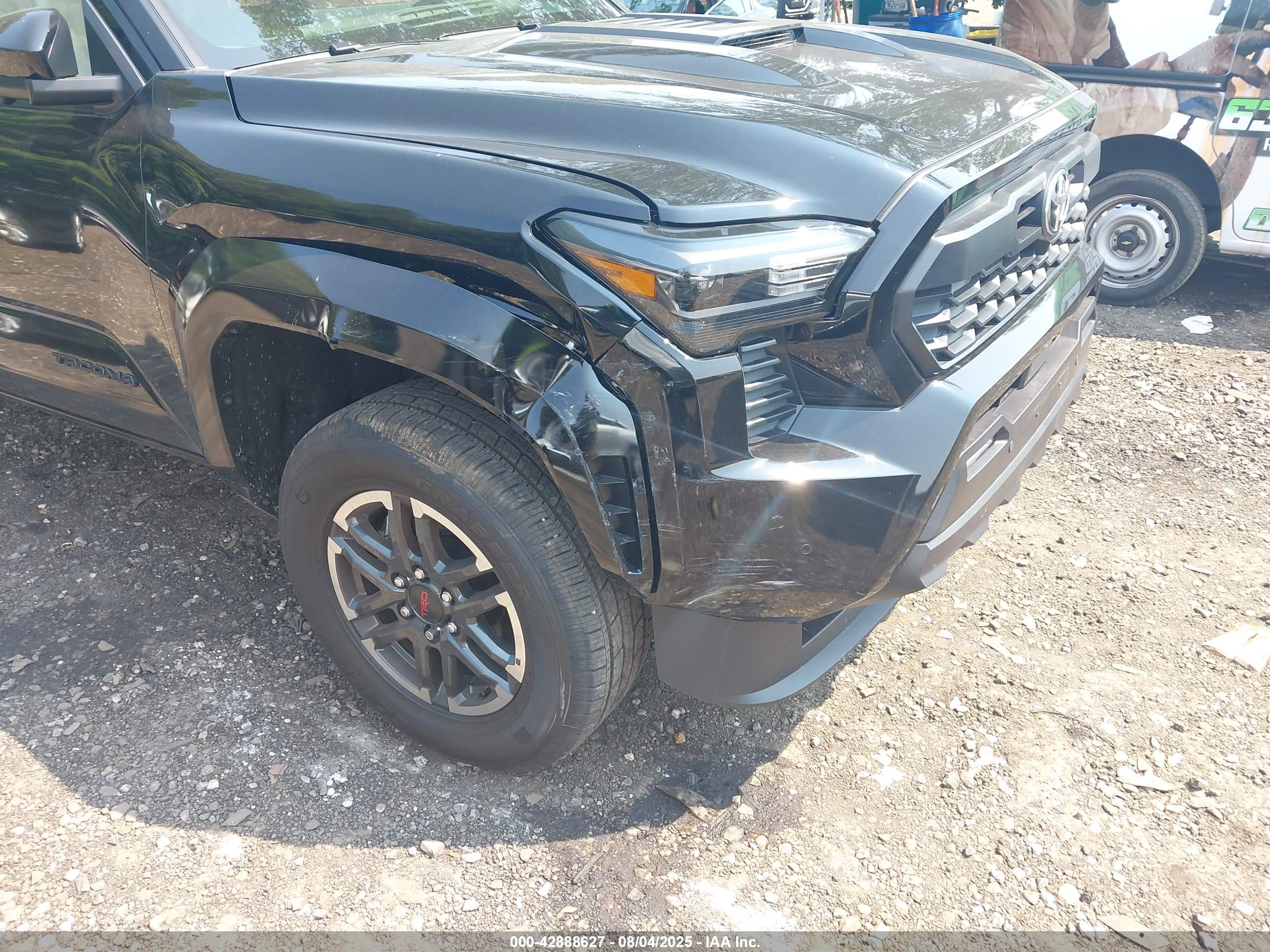 TOYOTA TACOMA image 6