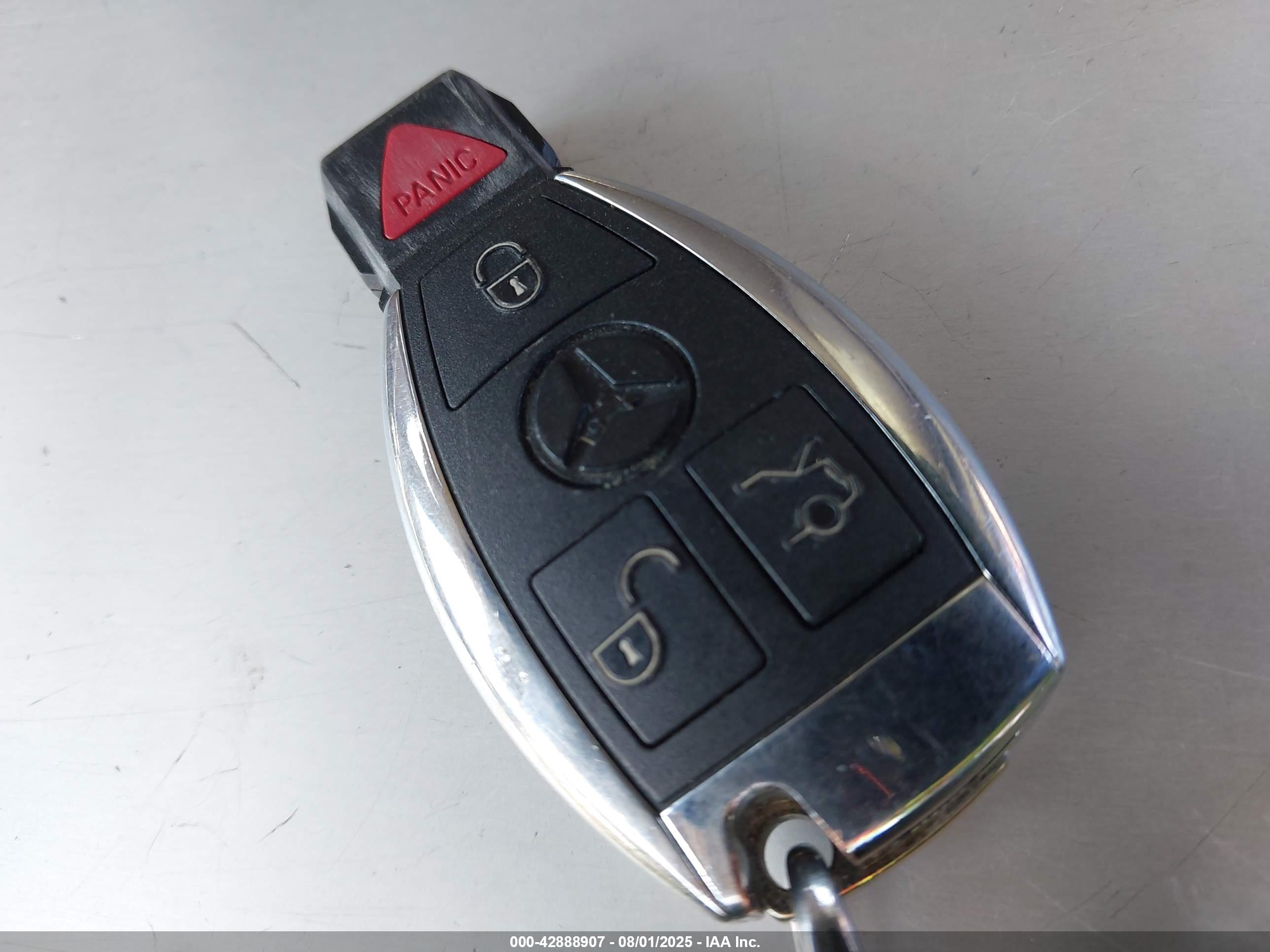 MERCEDES-BENZ C image 11