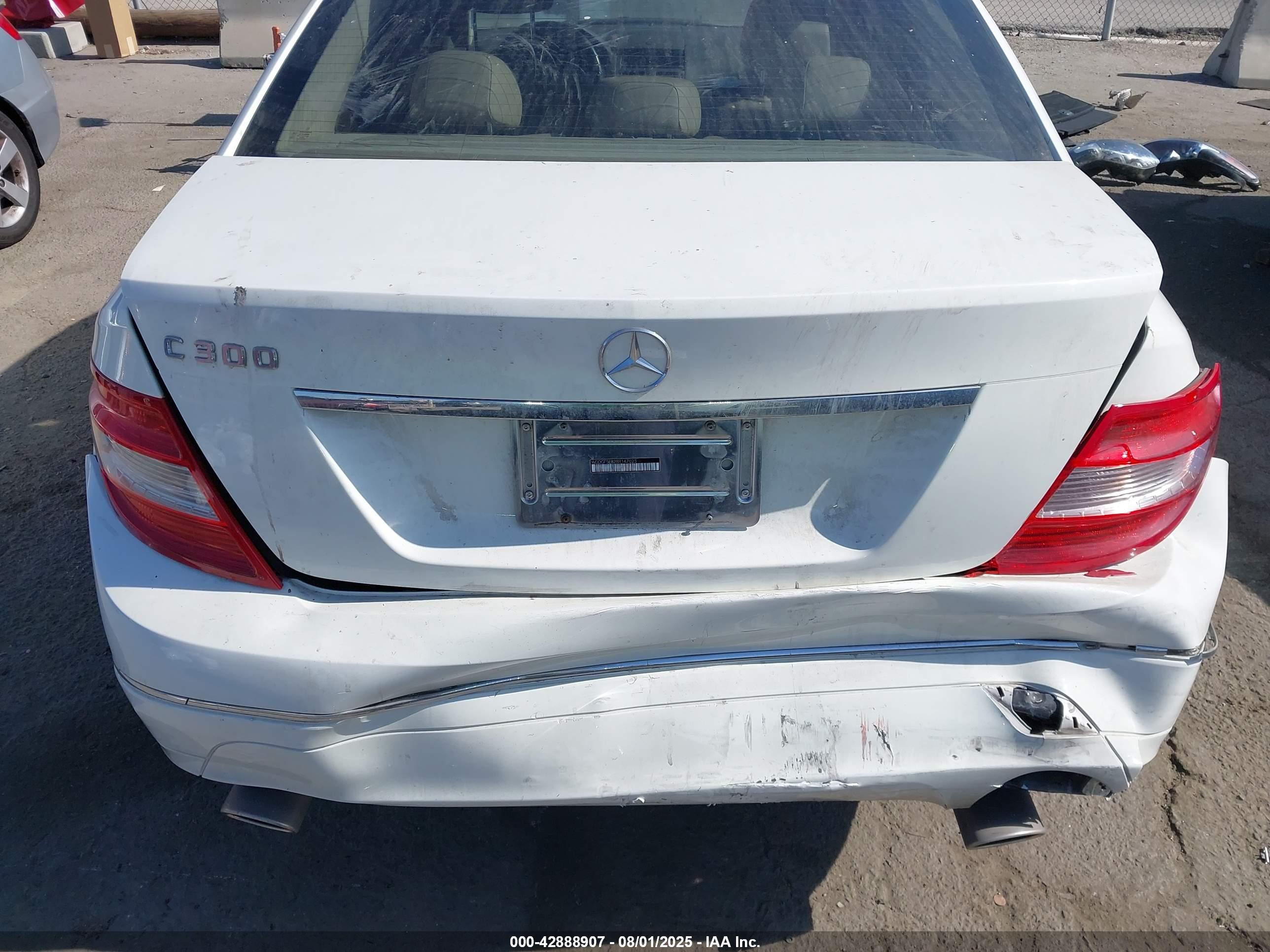MERCEDES-BENZ C image 6