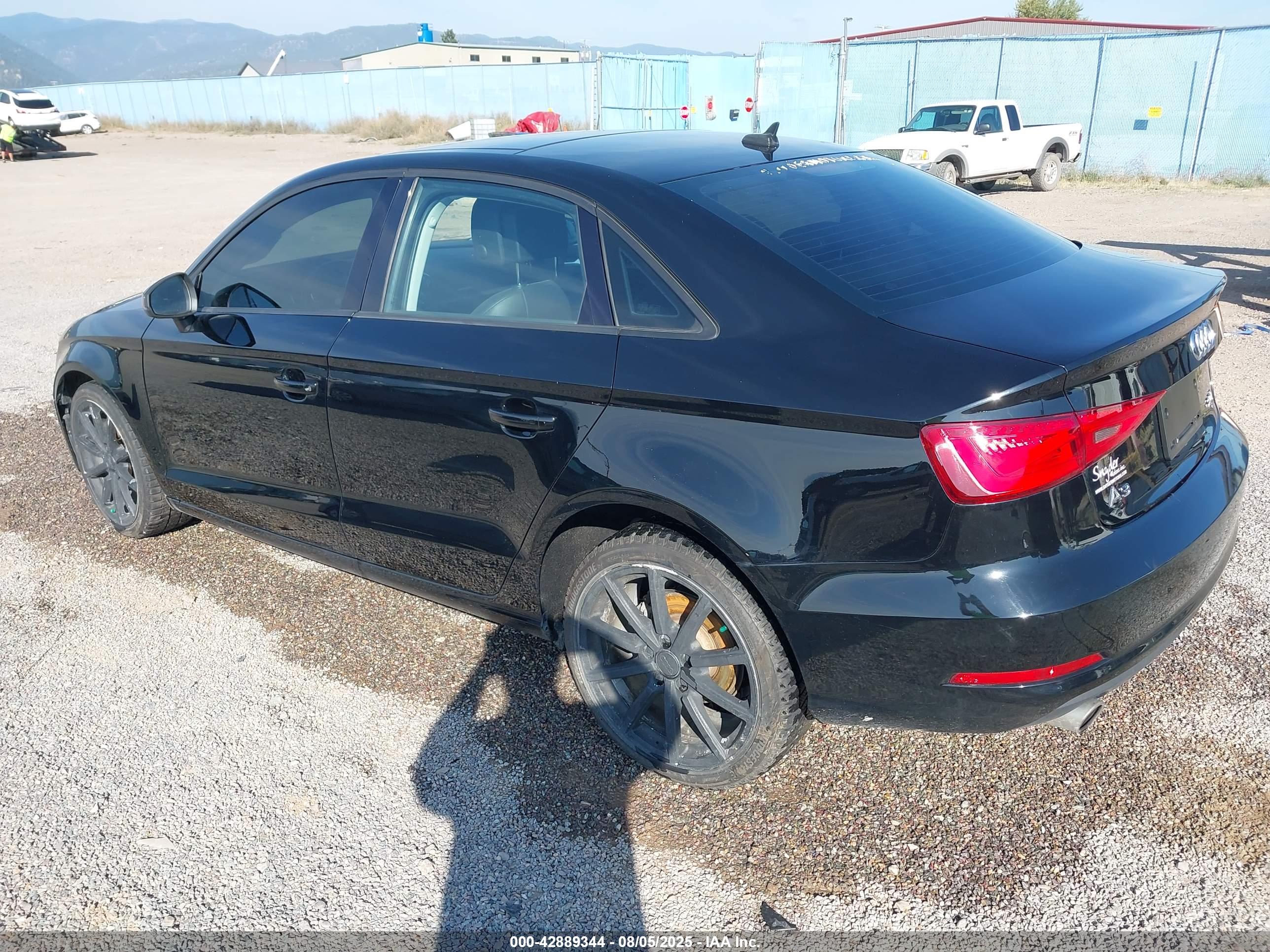 AUDI A3 image 3