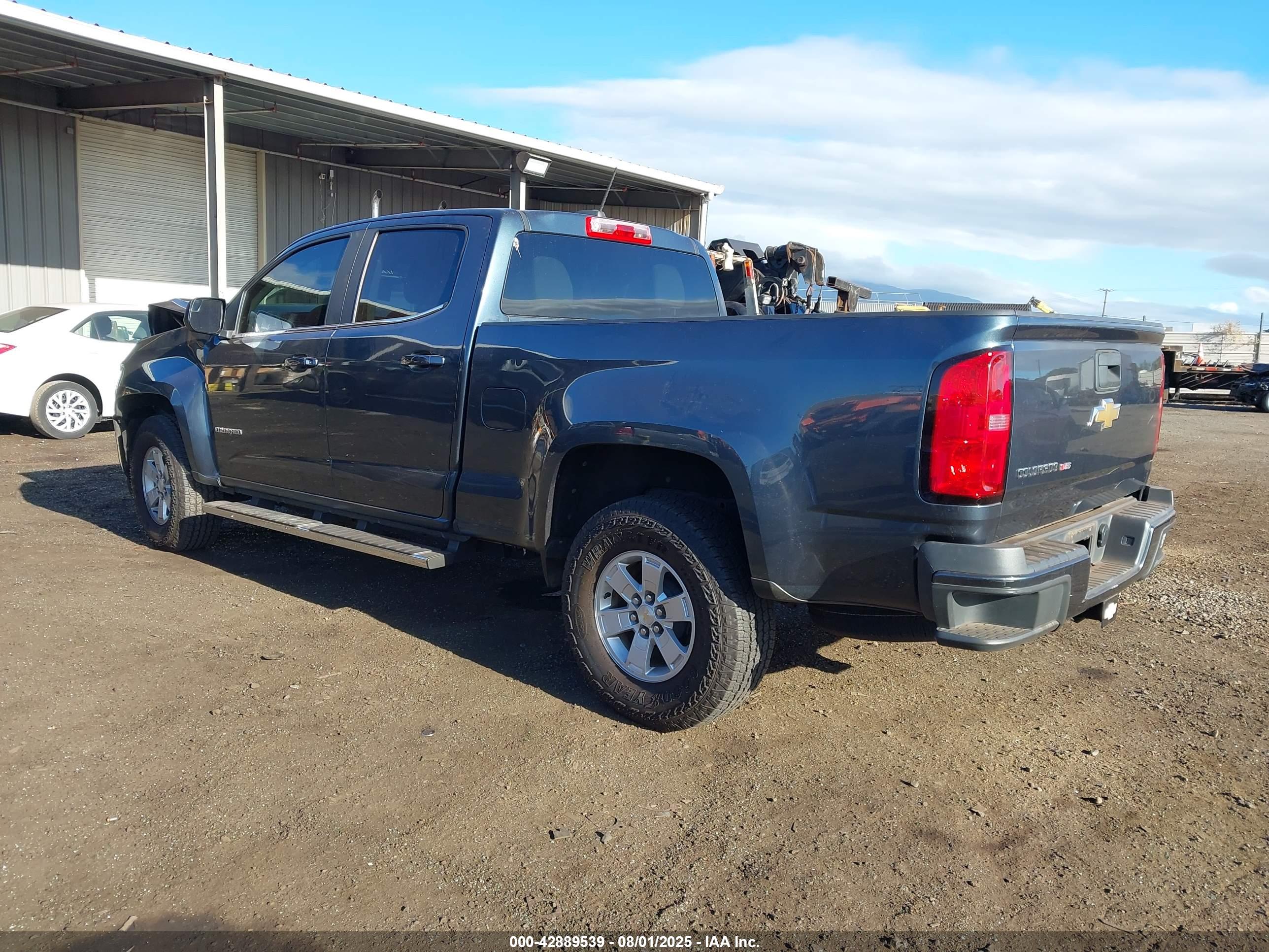 CHEVROLET COLORADO image 3