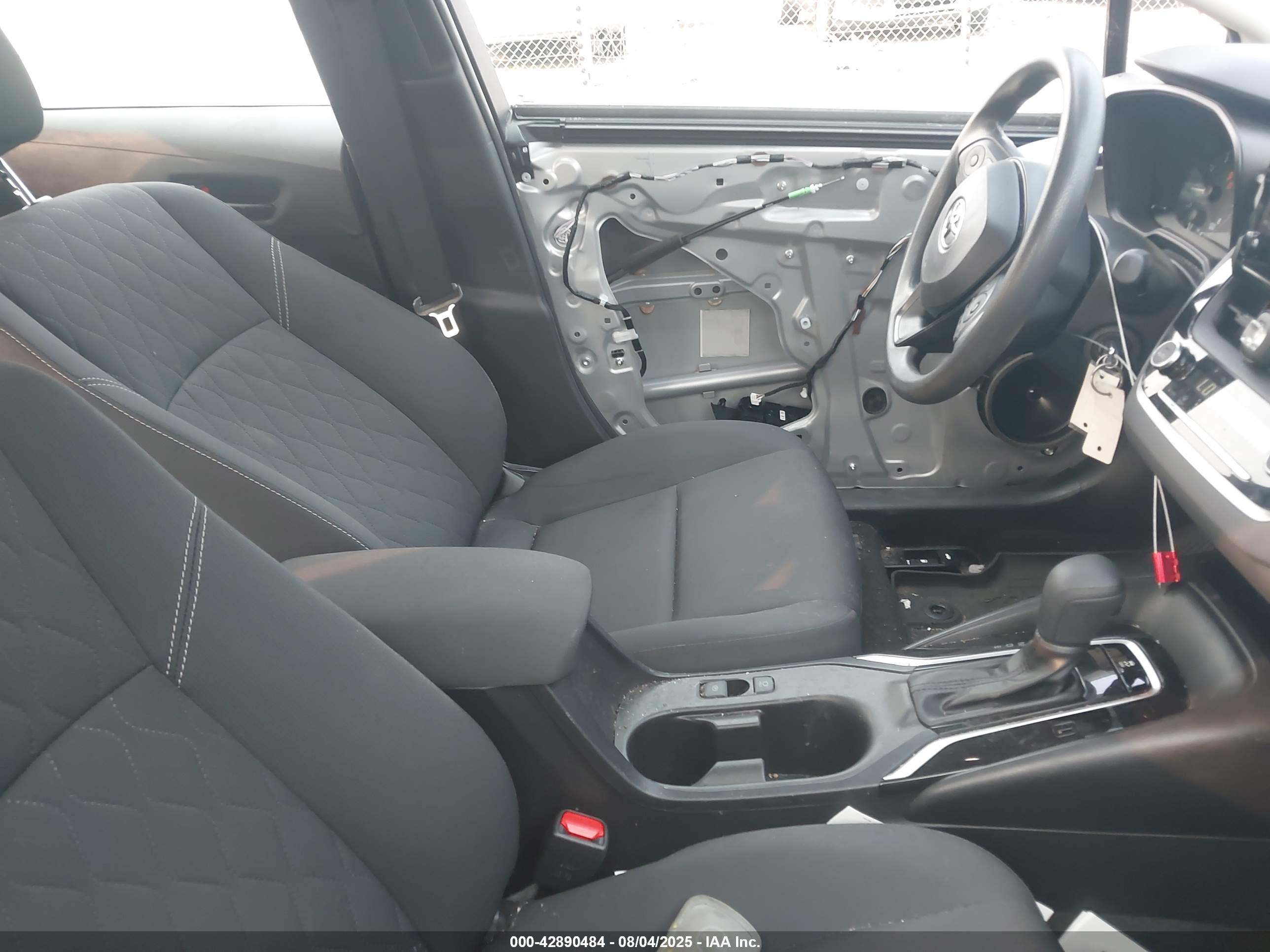TOYOTA COROLLA image 5