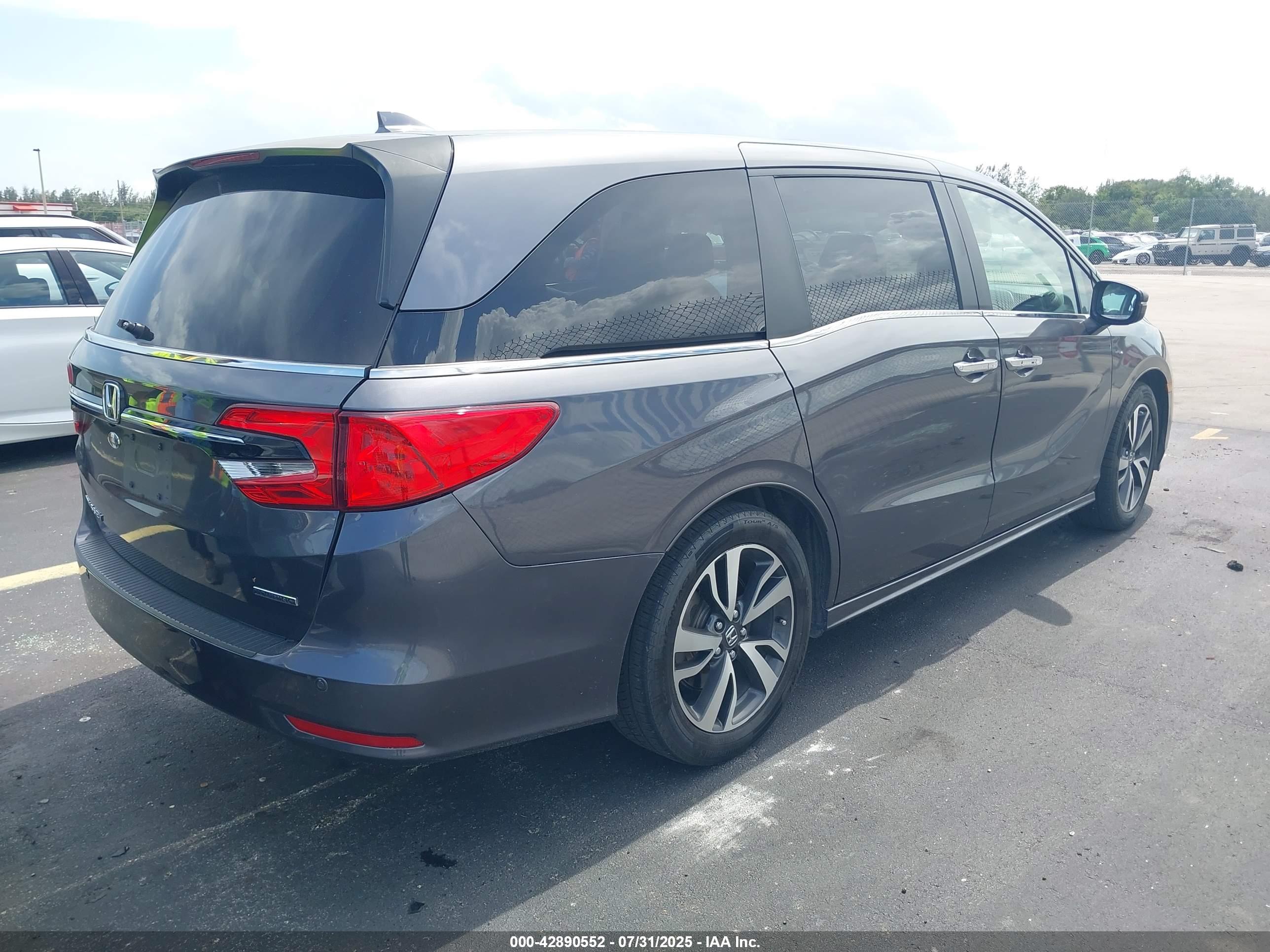 HONDA ODYSSEY image 4