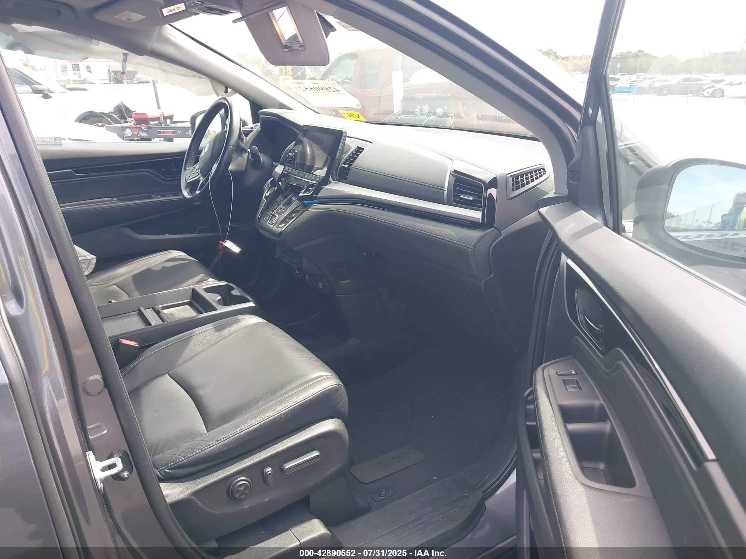 HONDA ODYSSEY image 5