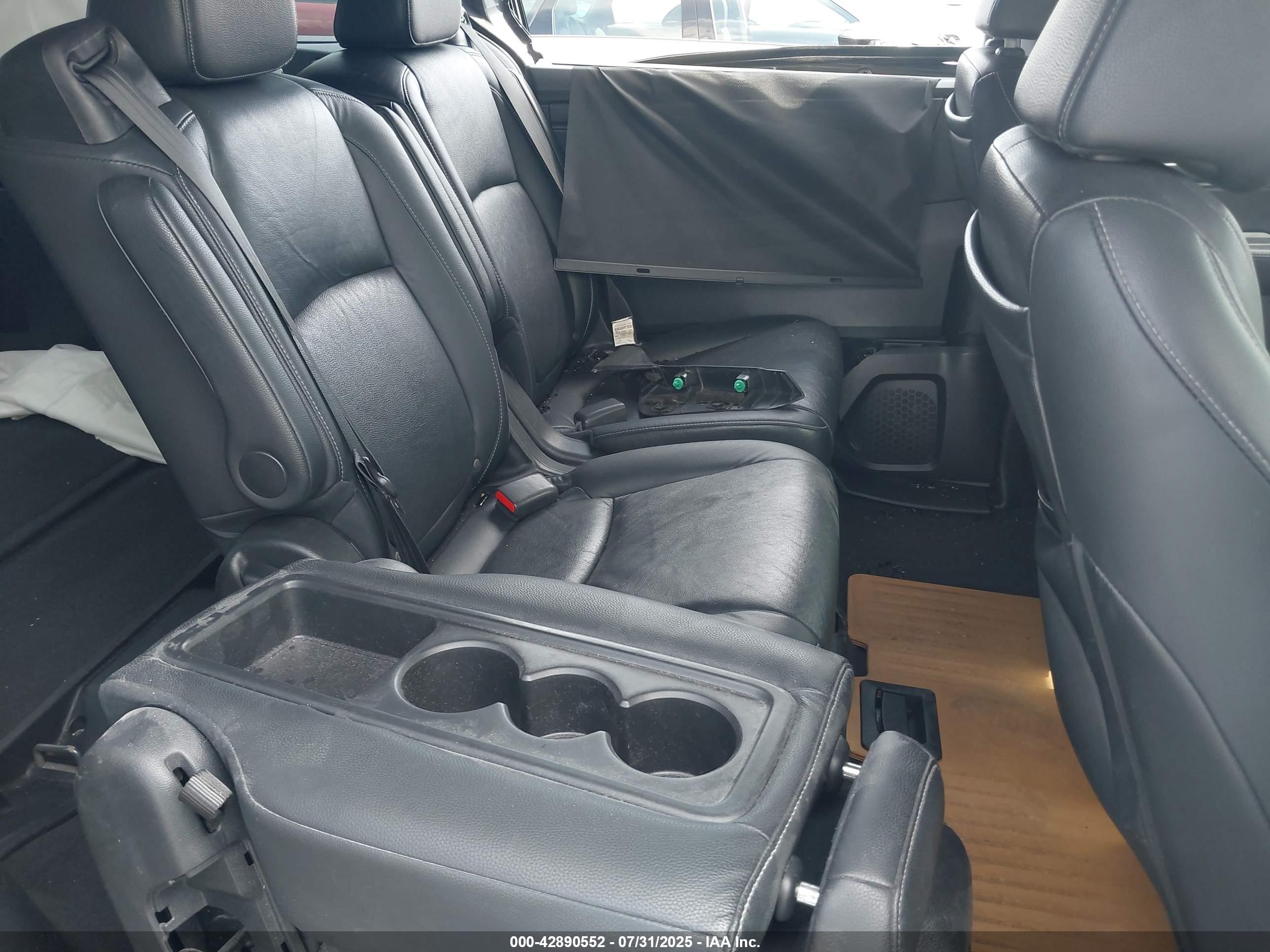 HONDA ODYSSEY image 8