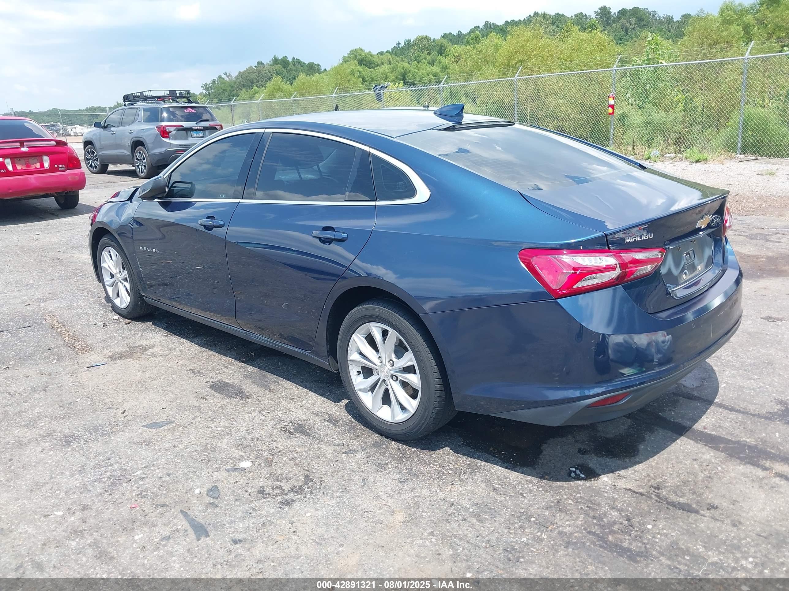 CHEVROLET MALIBU image 3