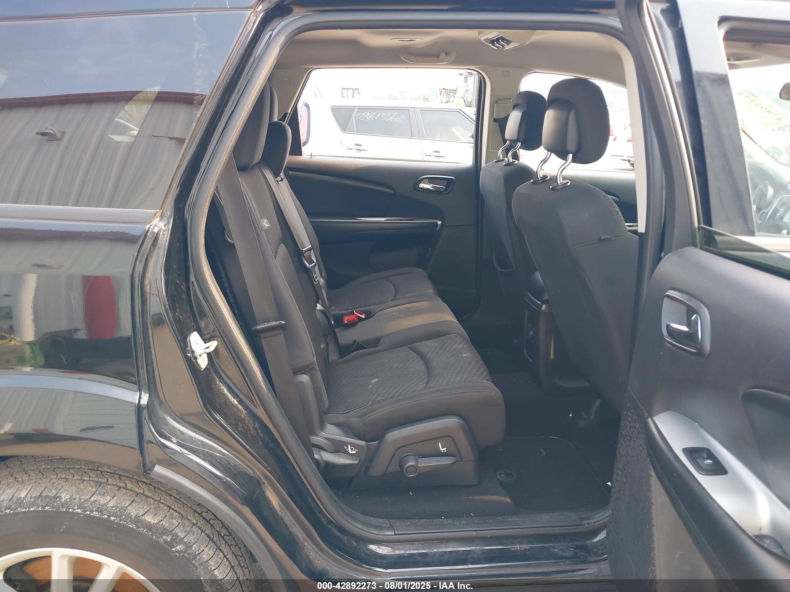 DODGE JOURNEY image 8