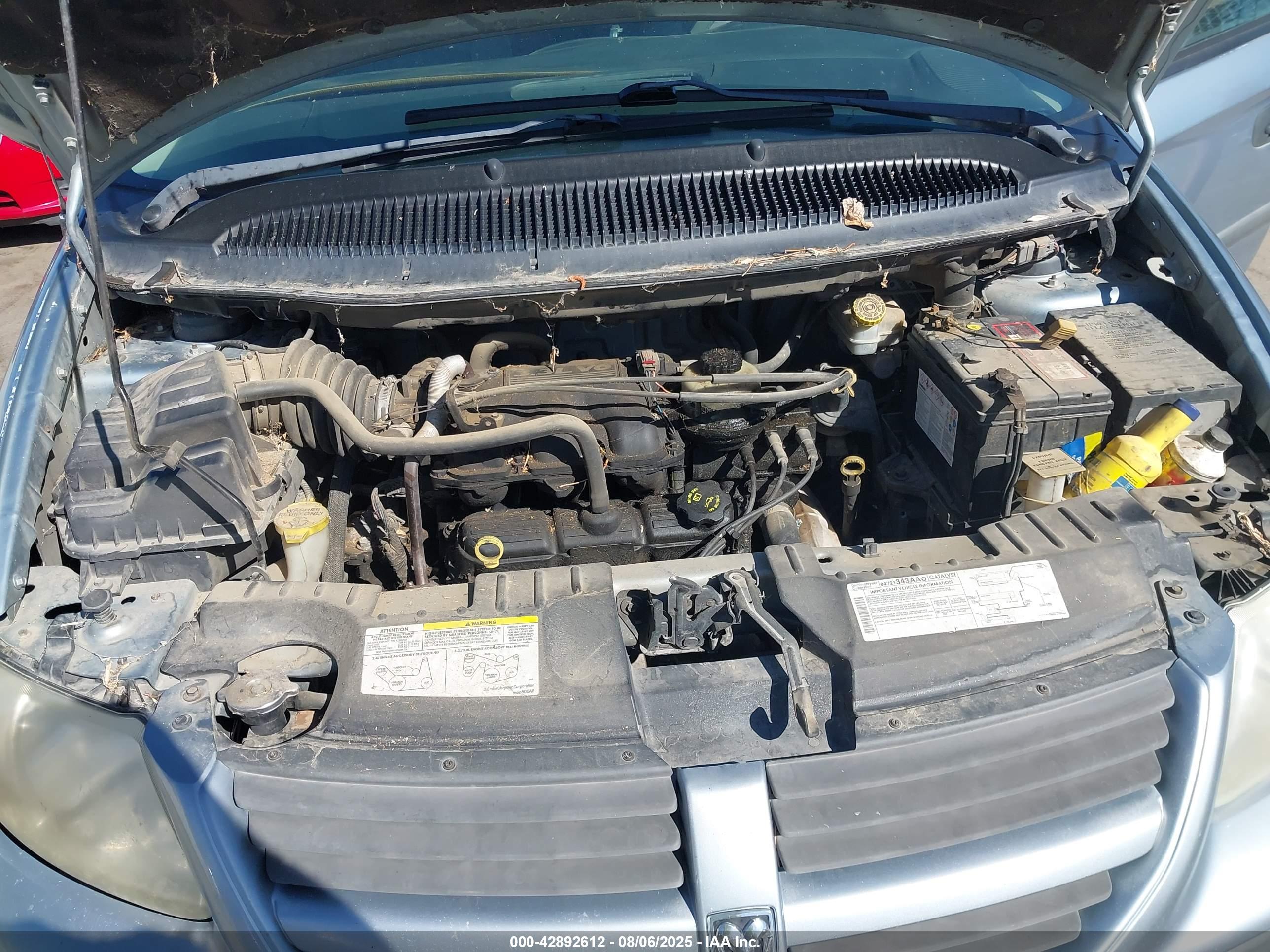 DODGE CARAVAN image 10