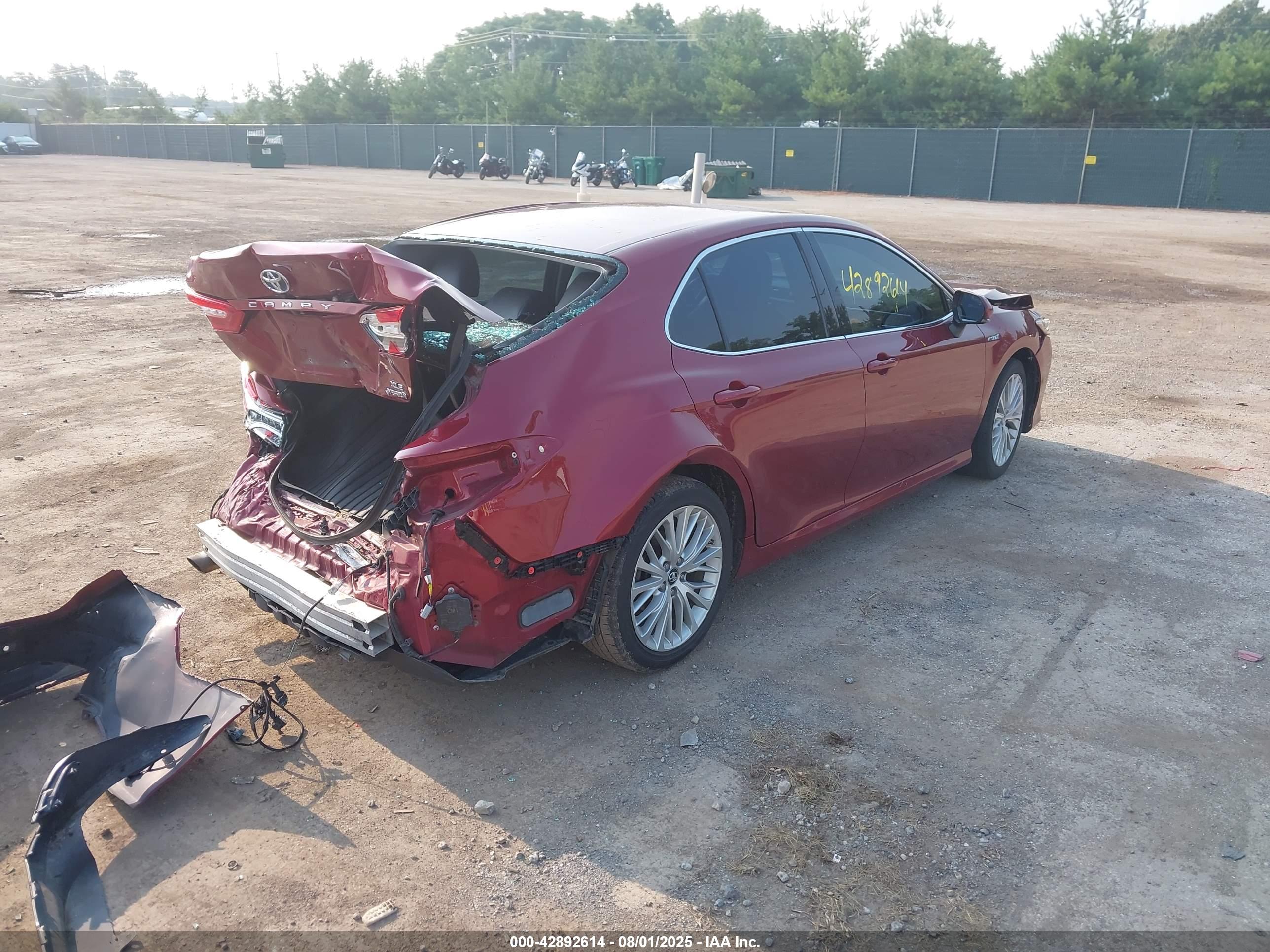 TOYOTA CAMRY image 4