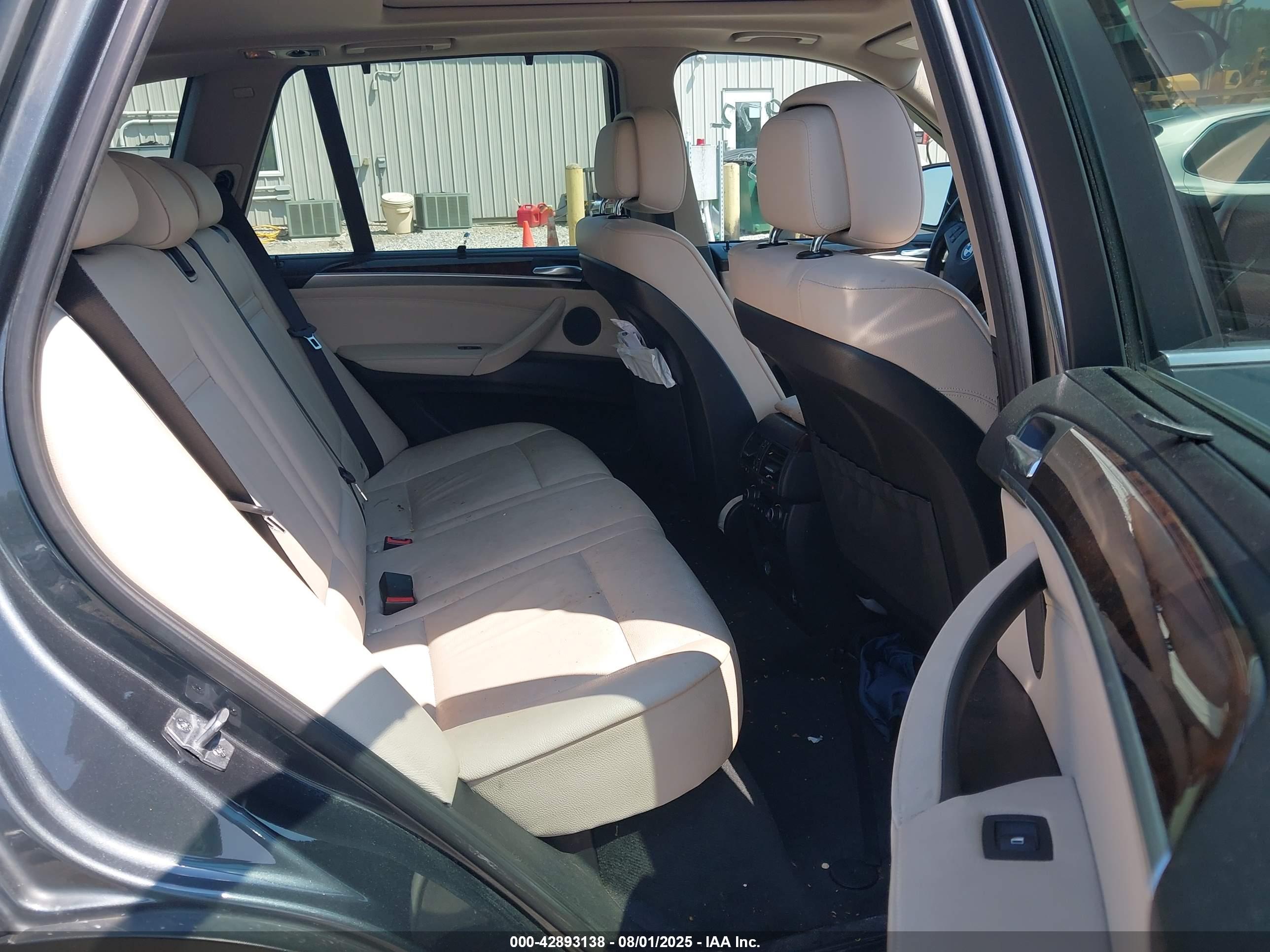 BMW X5 image 8