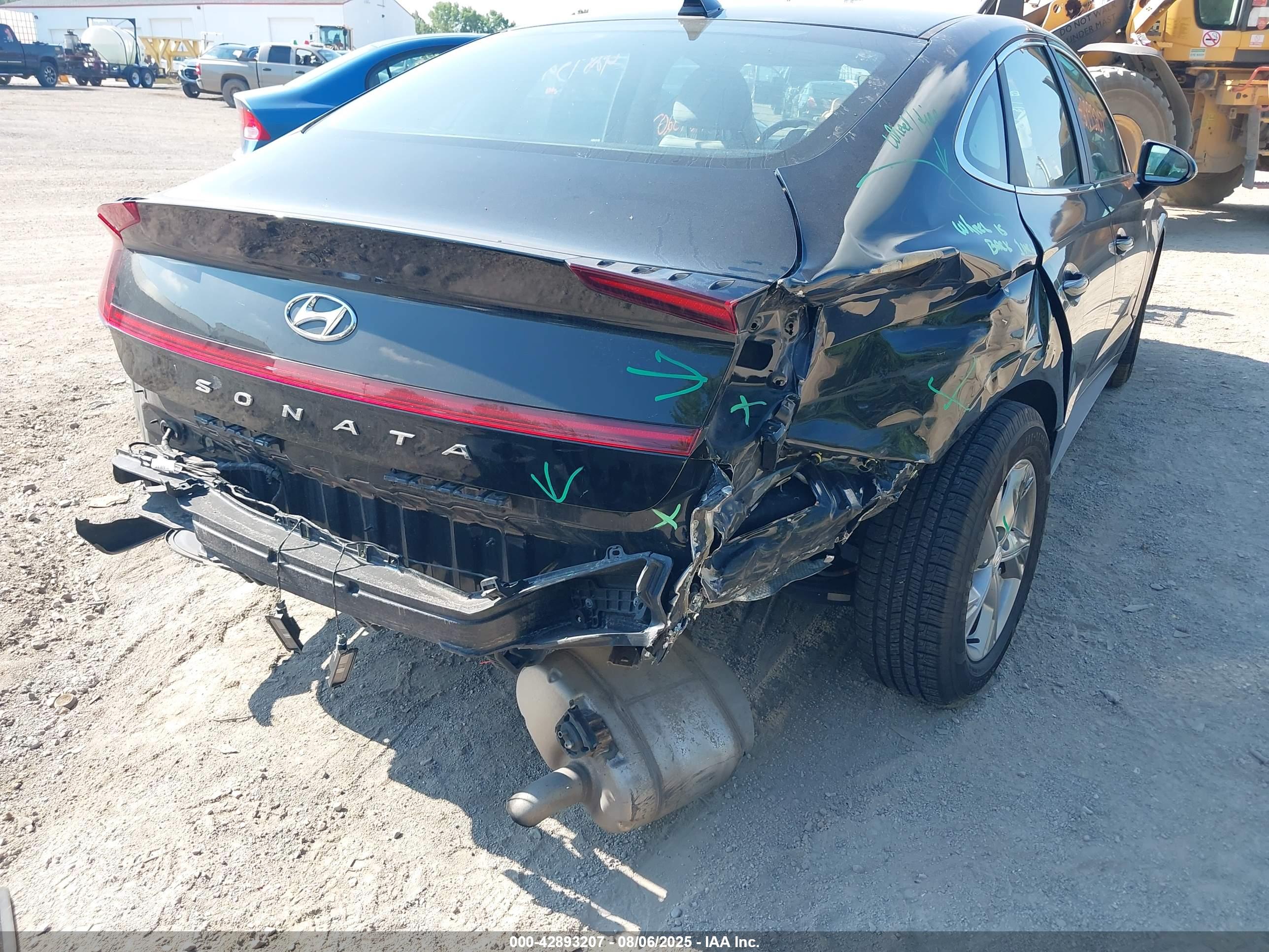 HYUNDAI SONATA image 6