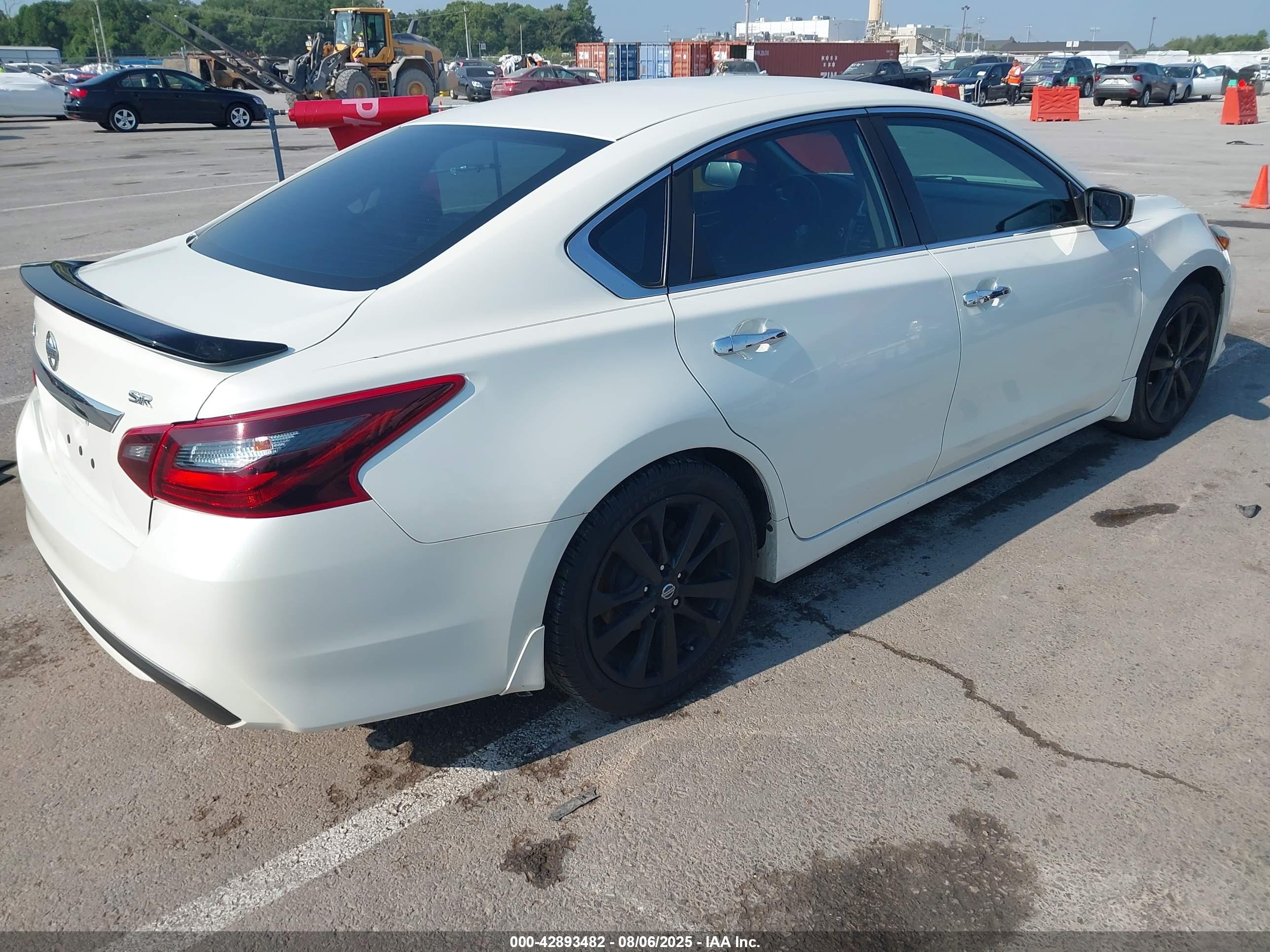 NISSAN ALTIMA image 4