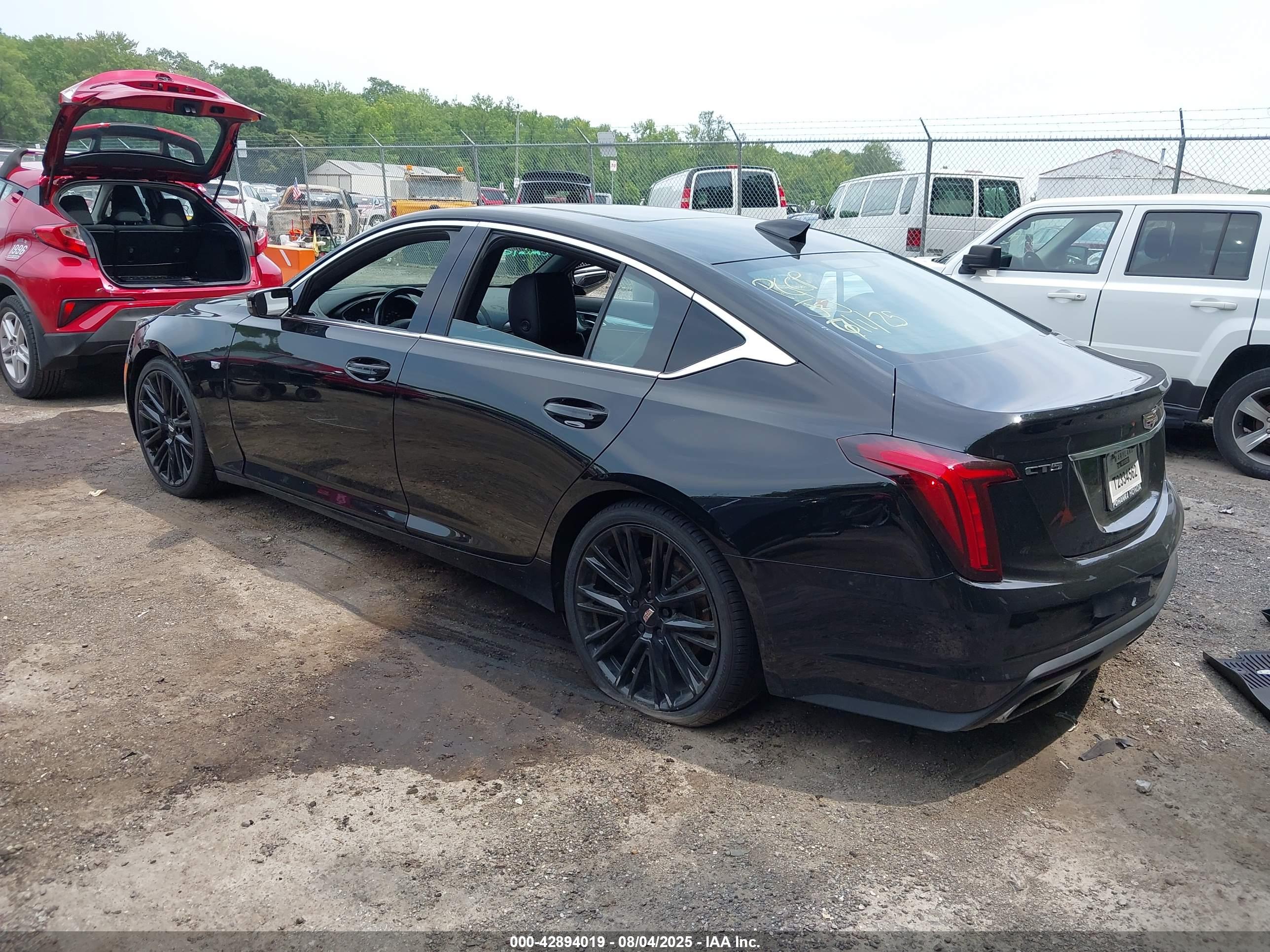 CADILLAC CT5 image 3