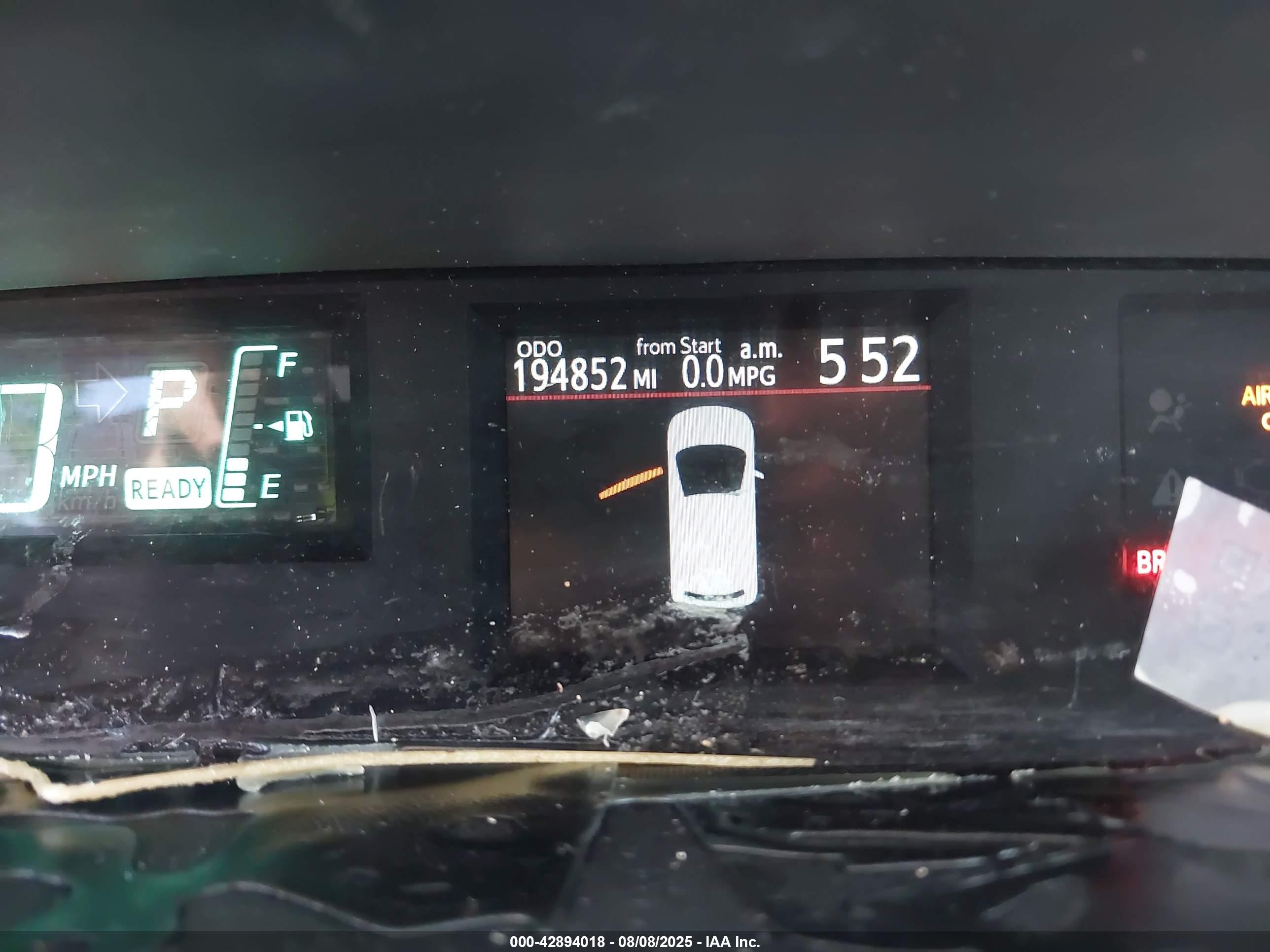 TOYOTA PRIUS image 7