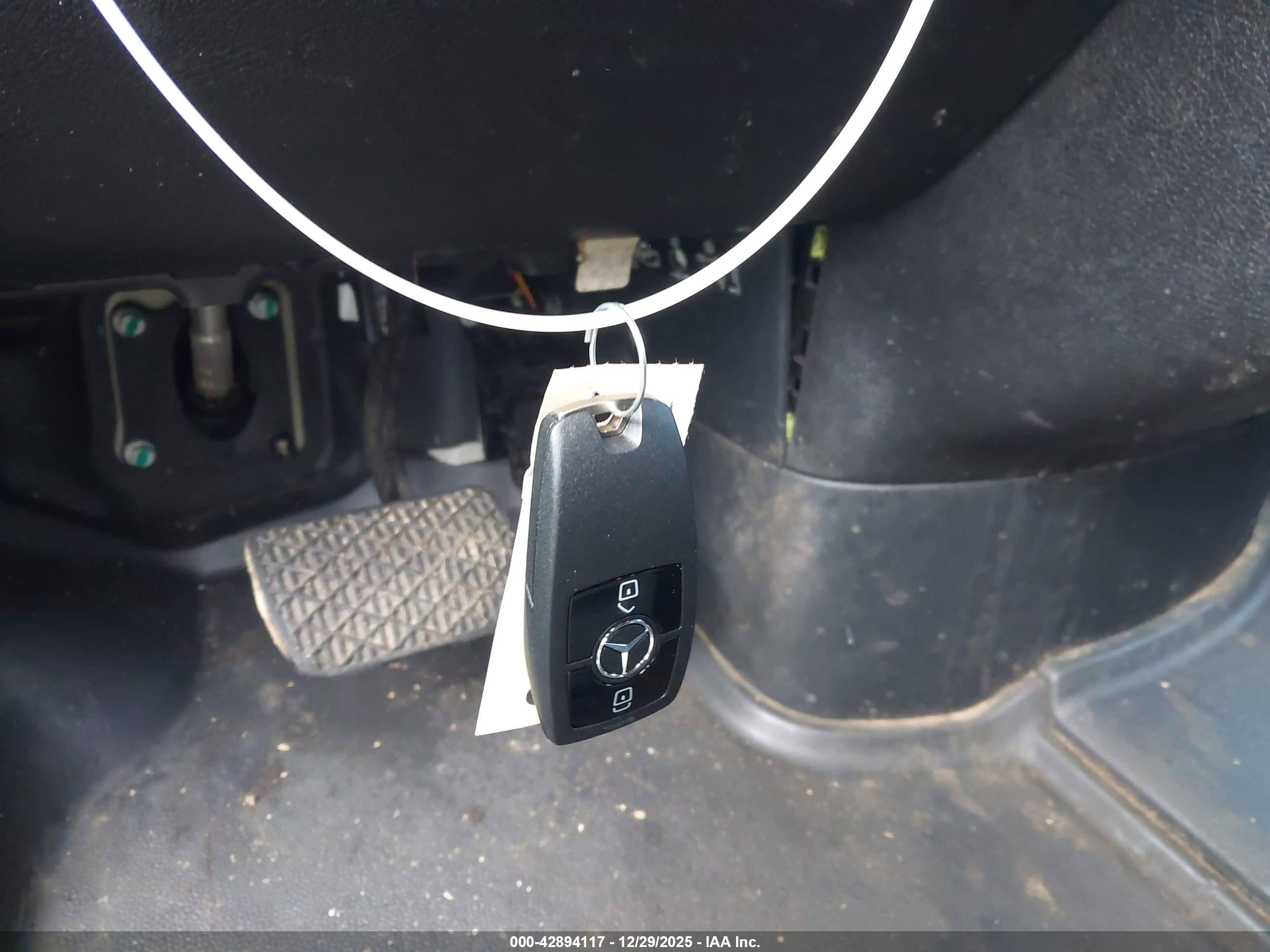 MERCEDES-BENZ SPRINTER image 11
