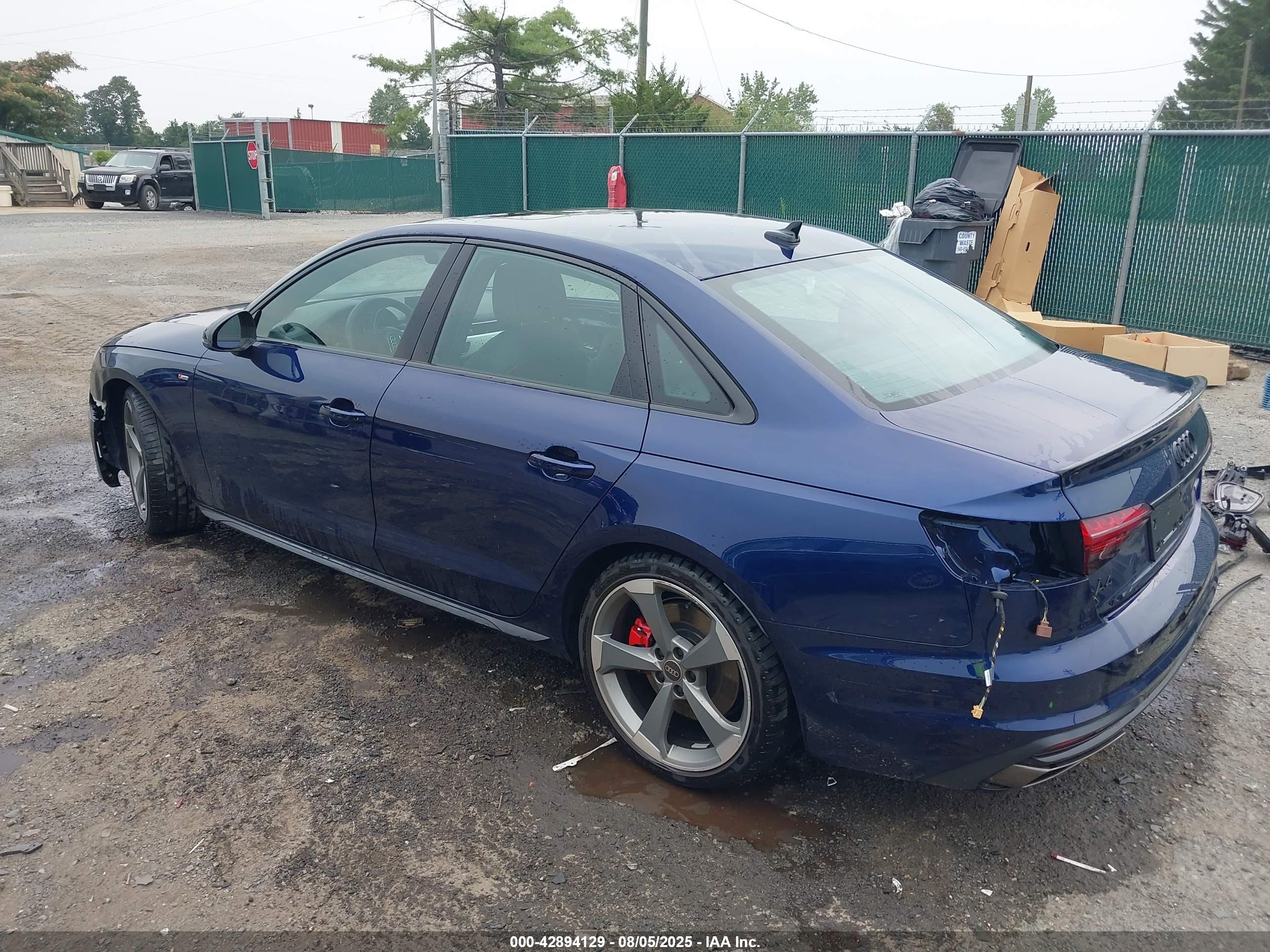 AUDI A4 image 3