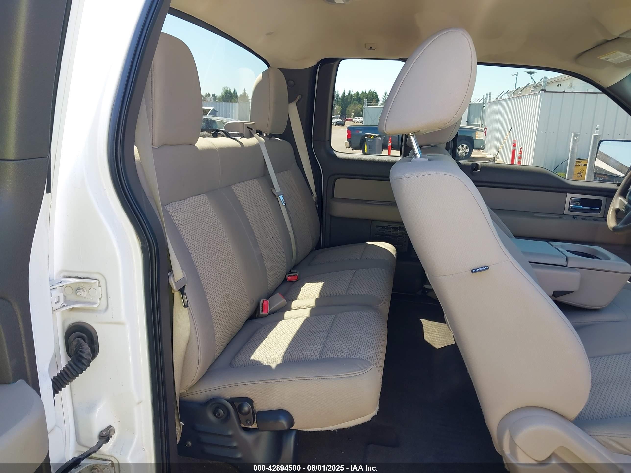 FORD F-150 image 8