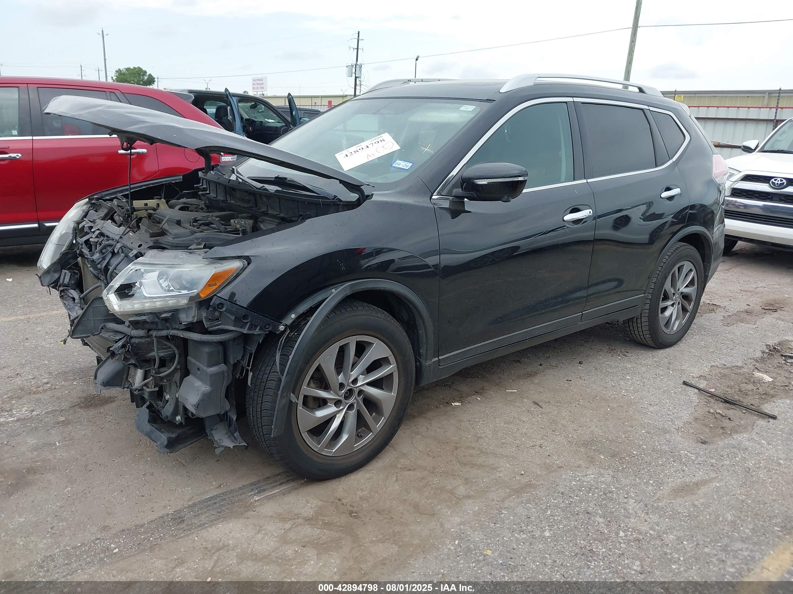 NISSAN ROGUE image 2
