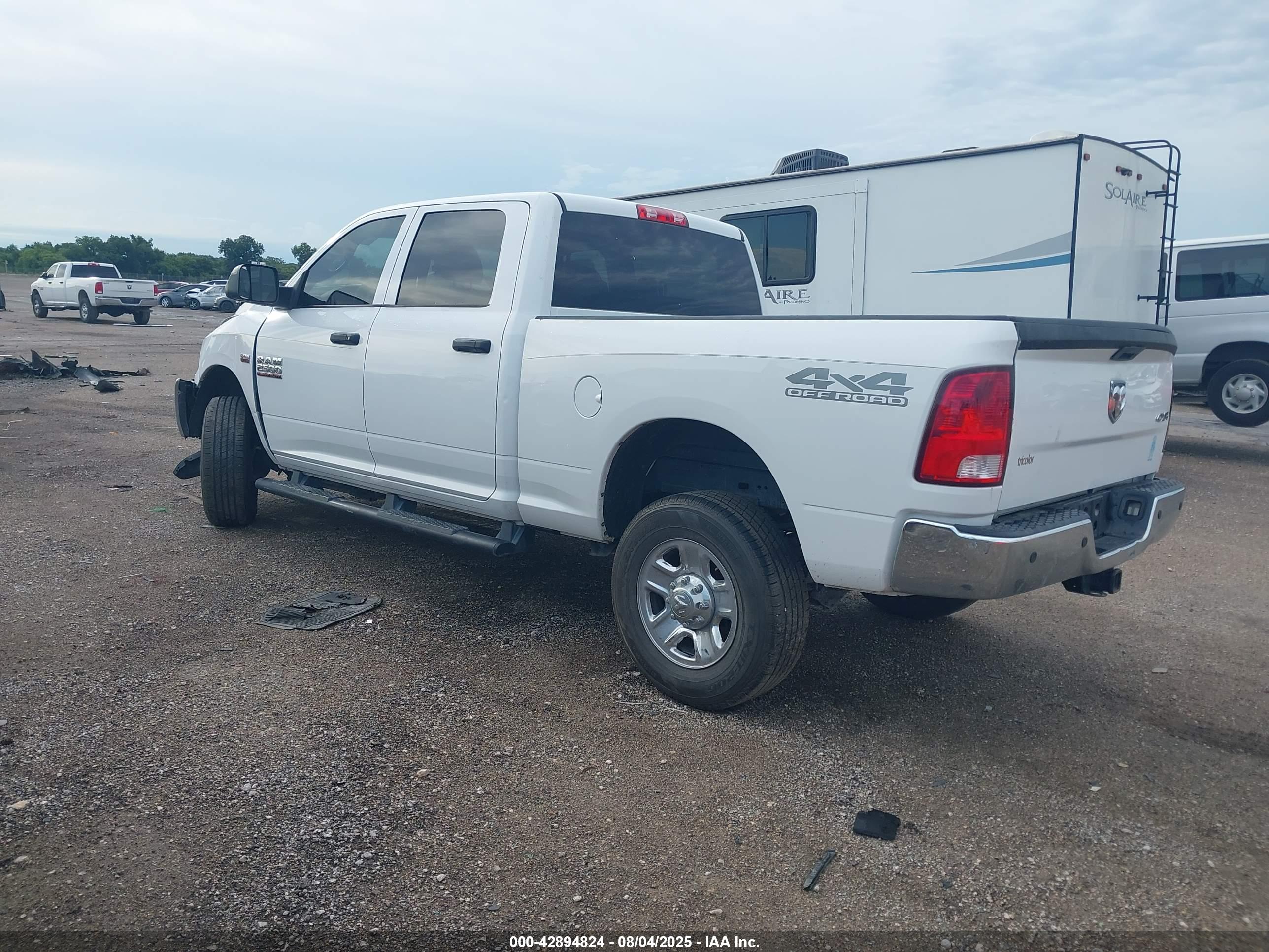 RAM 2500 image 3
