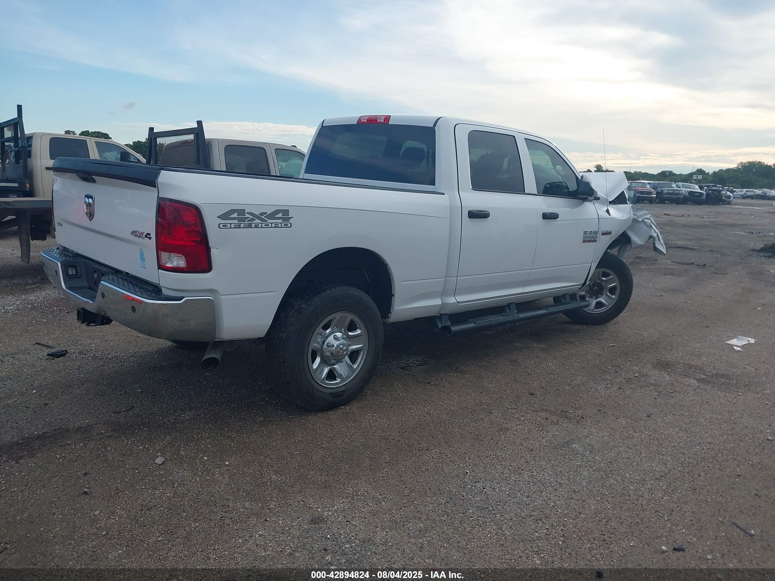 RAM 2500 image 4