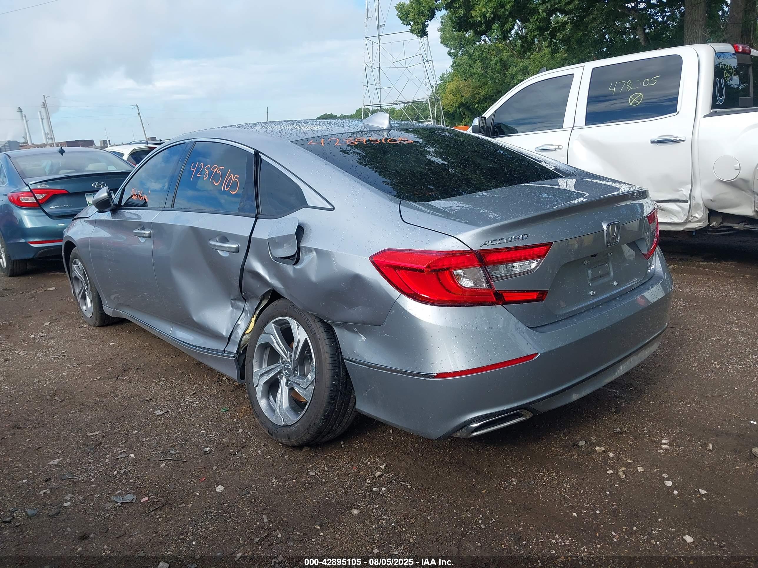HONDA ACCORD image 6