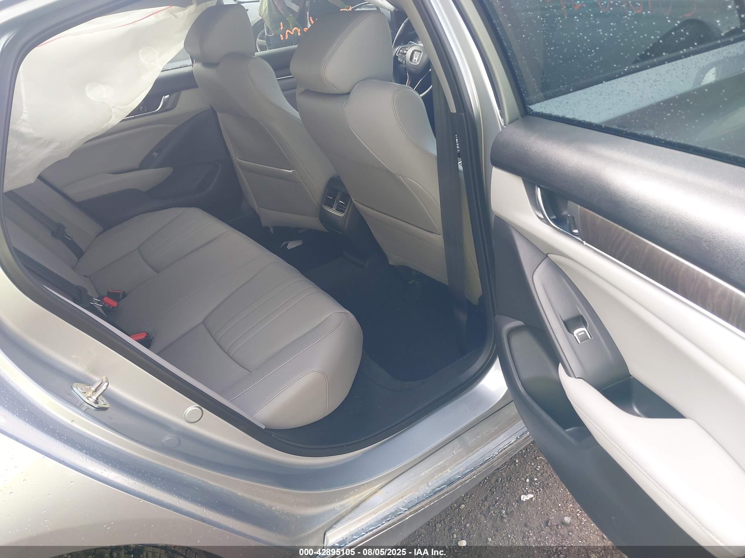HONDA ACCORD image 8