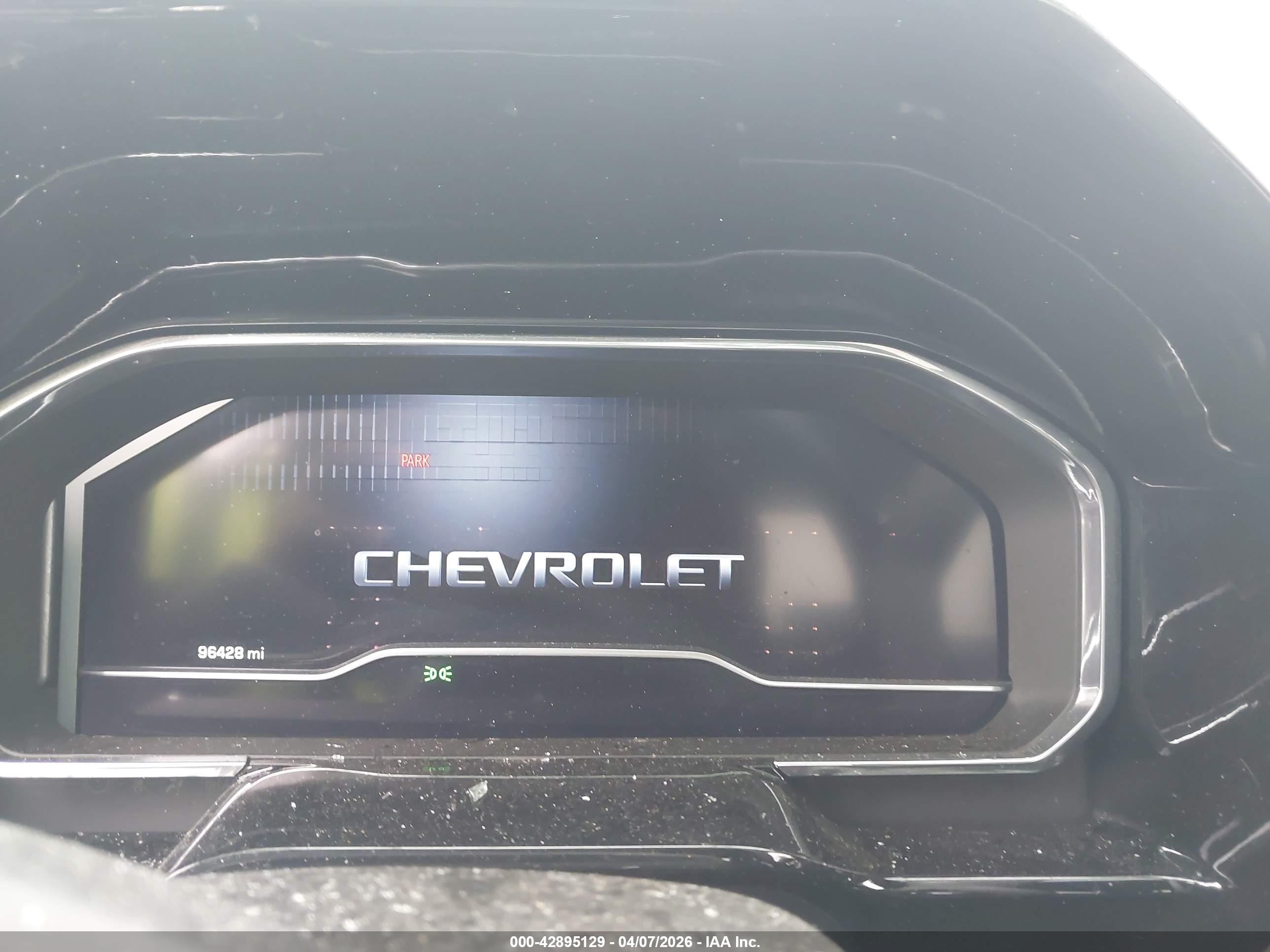 CHEVROLET SILVERADO image 7