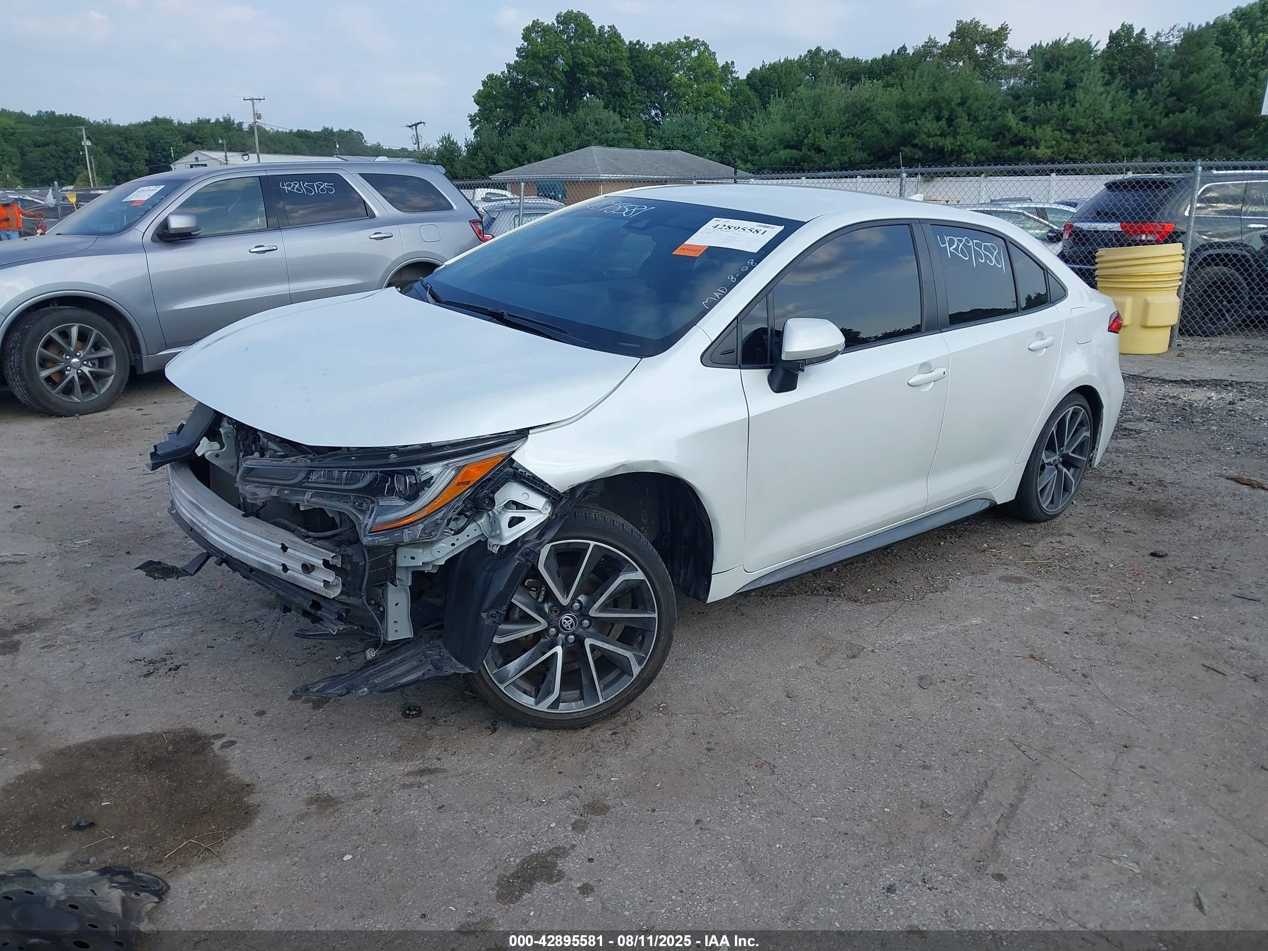 TOYOTA COROLLA image 2