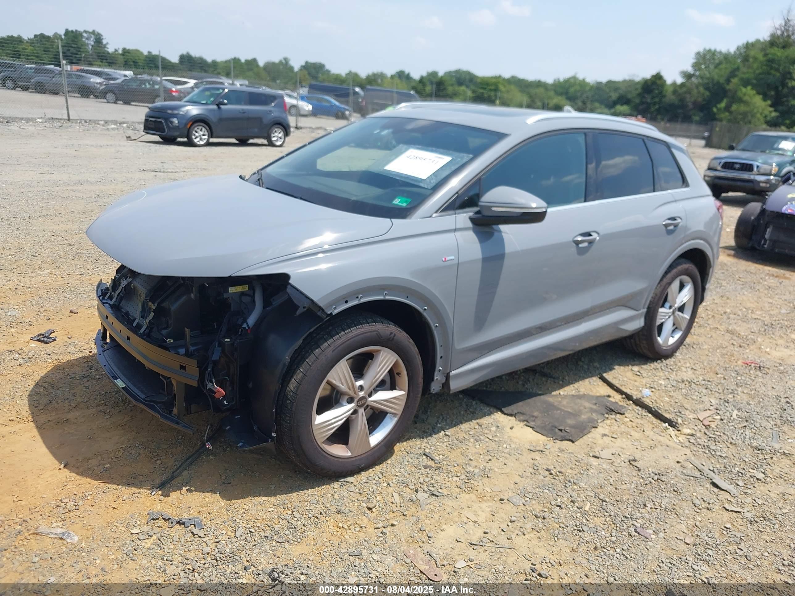 AUDI Q4 image 2