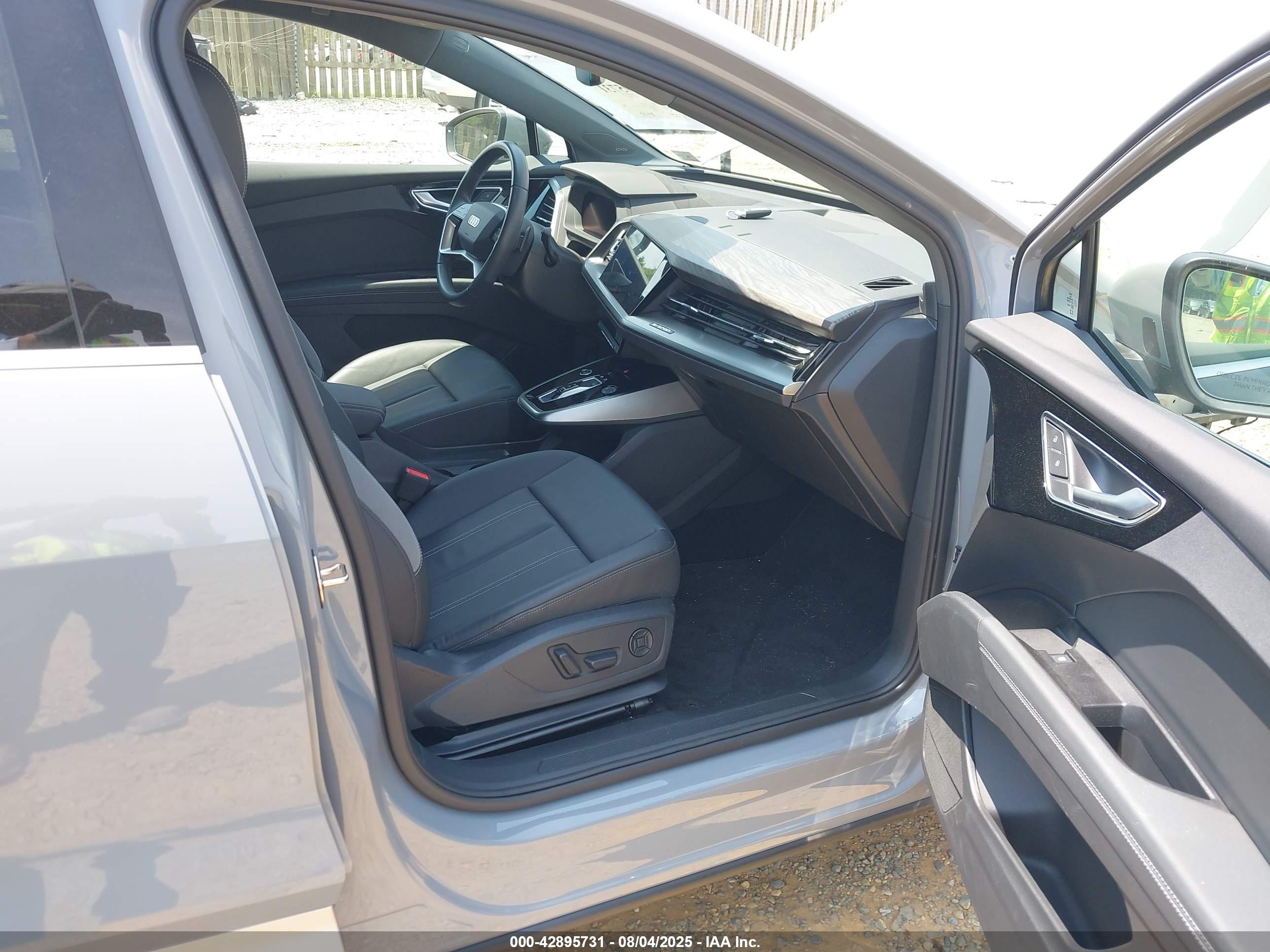 AUDI Q4 image 5
