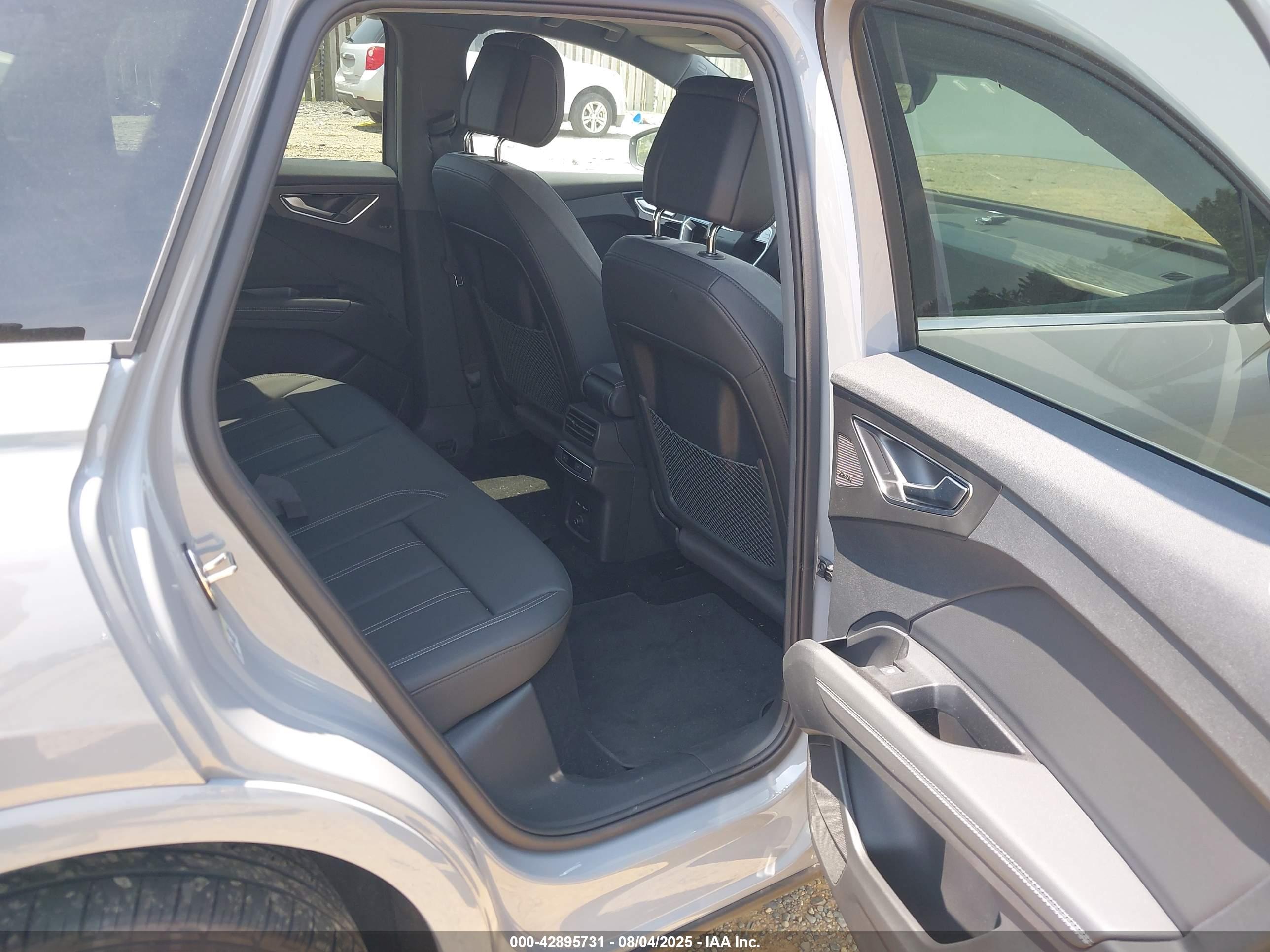 AUDI Q4 image 8