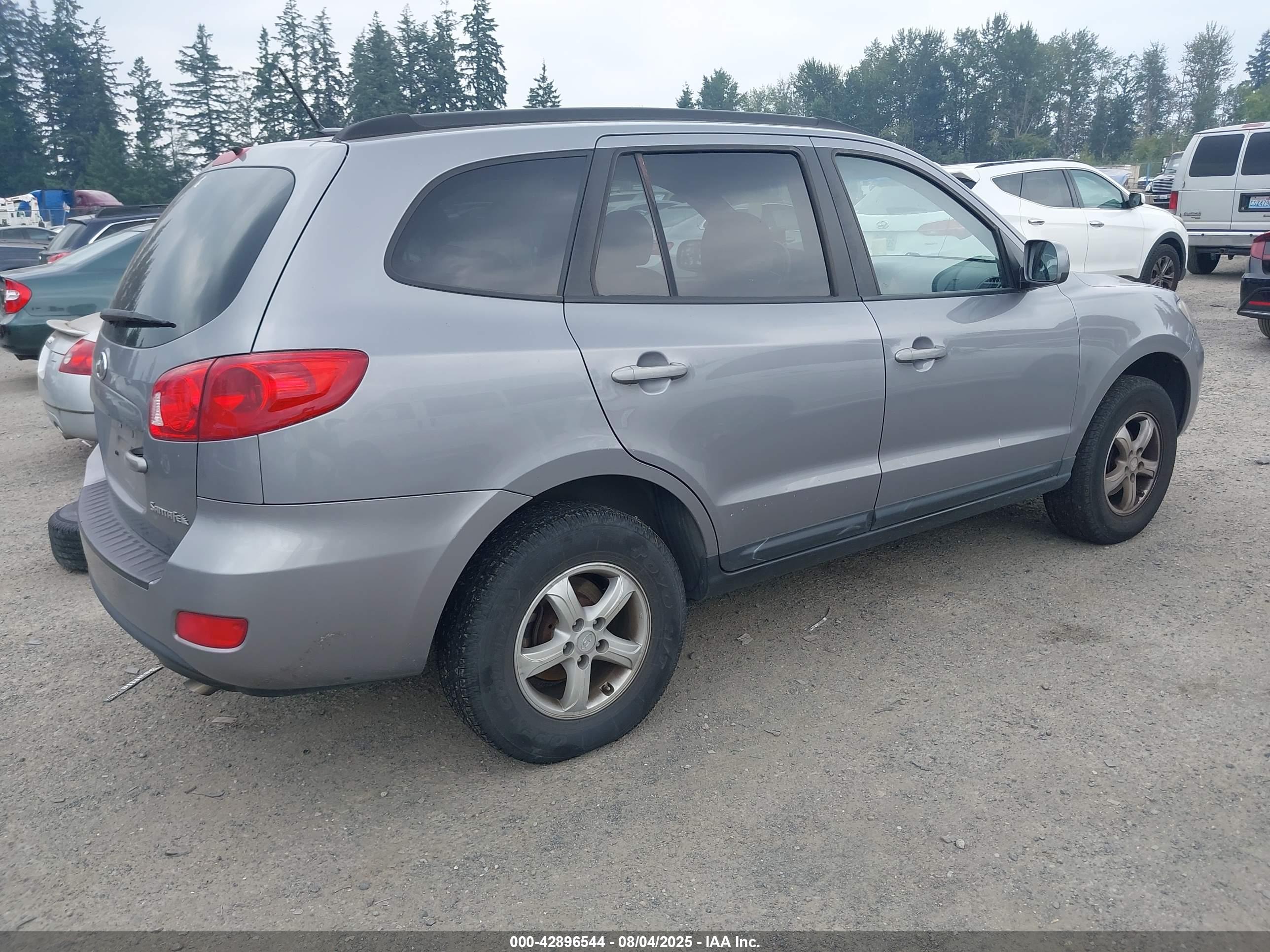 HYUNDAI SANTA image 4