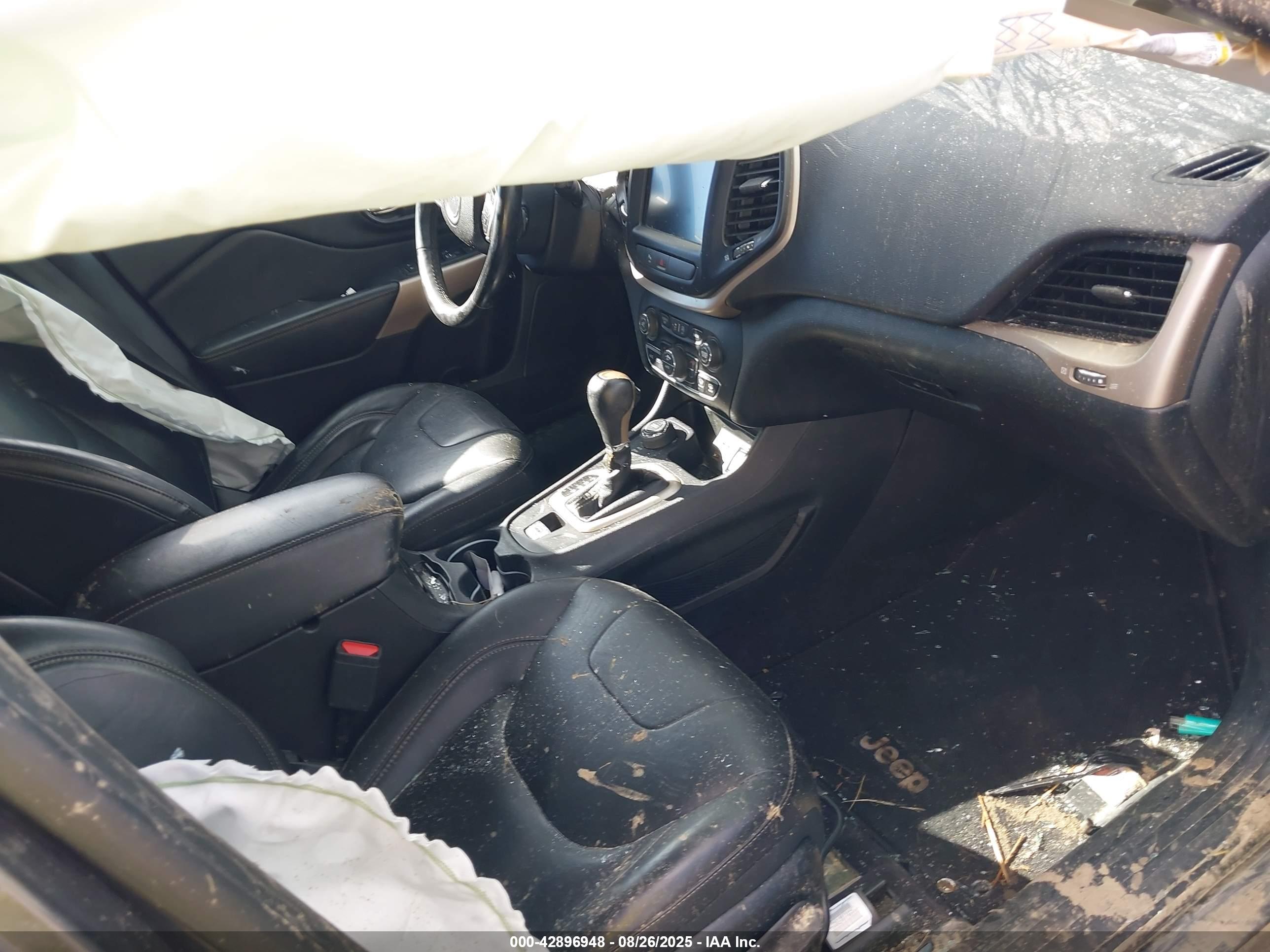 JEEP CHEROKEE image 5