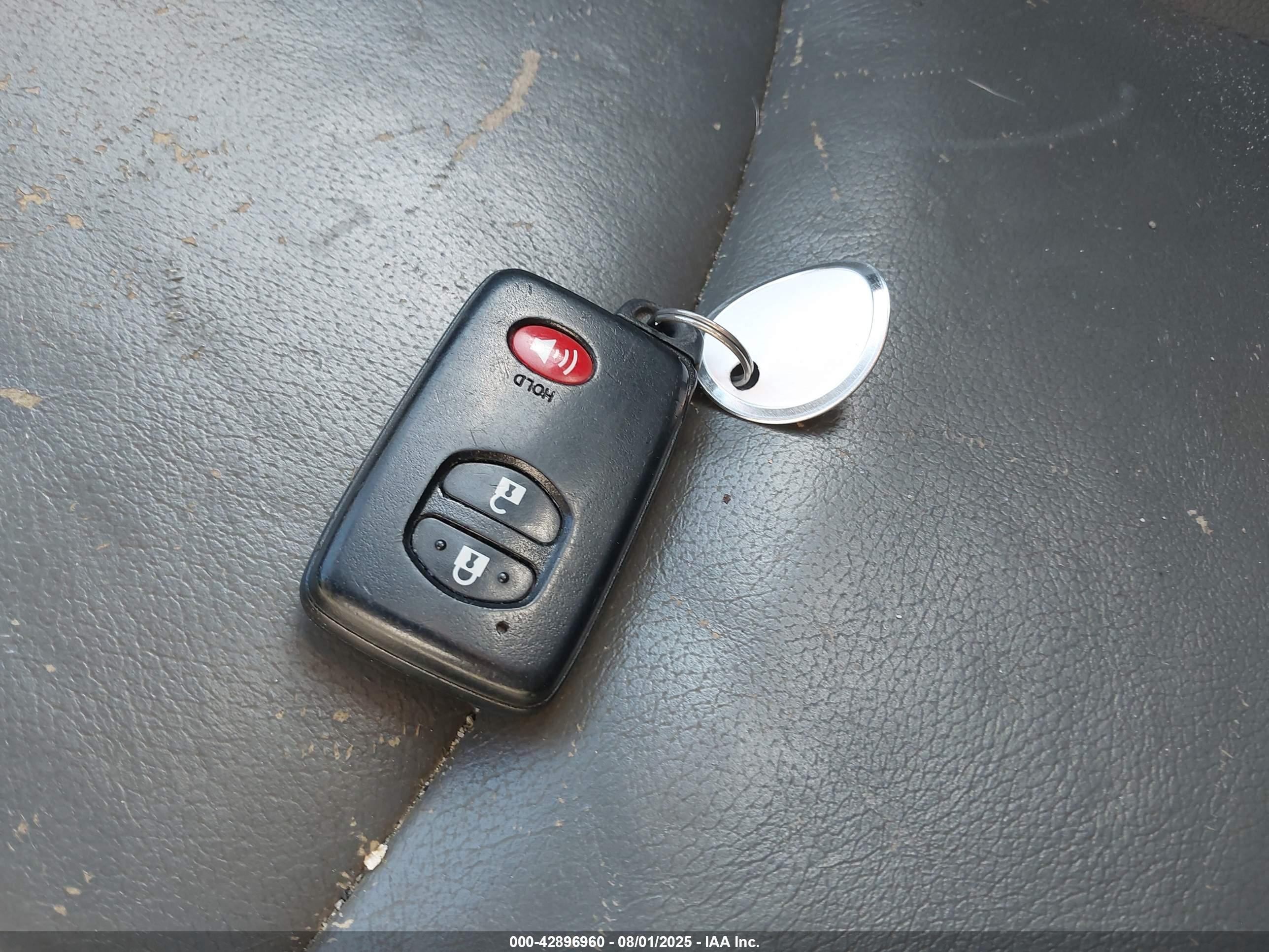 TOYOTA PRIUS image 11