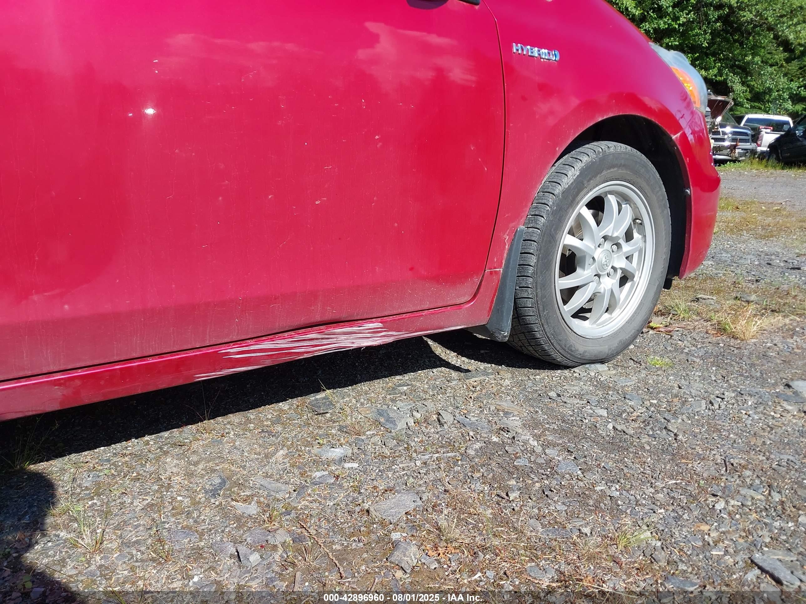 TOYOTA PRIUS image 6